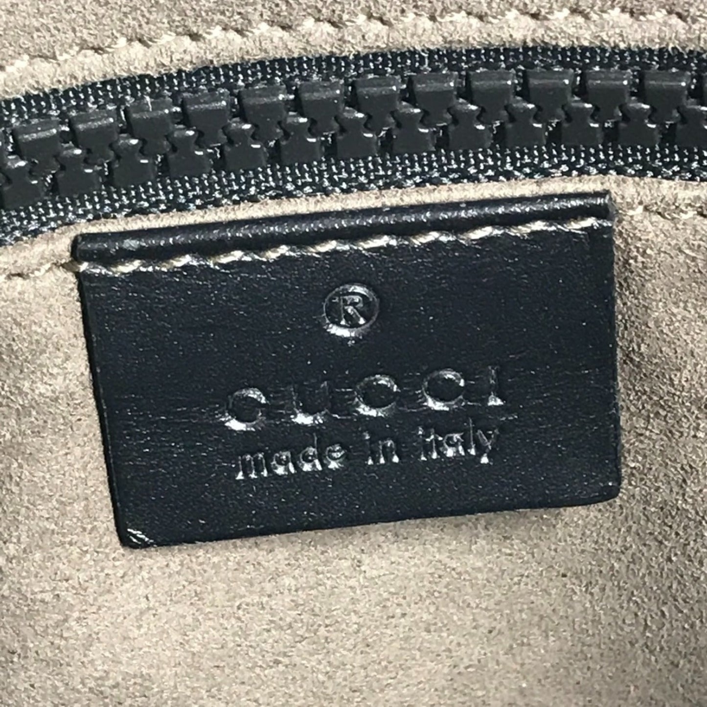 Gucci Beige Black Gg Supreme Leather Messenger Bag Shoulder Bag ( )