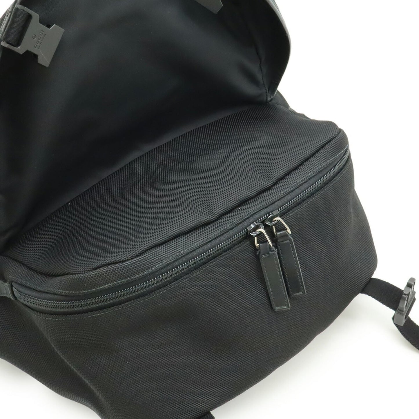 Gucci Black Green Red Color Nylon Canvas Leather Shoulder Bag Sling Bag ( )