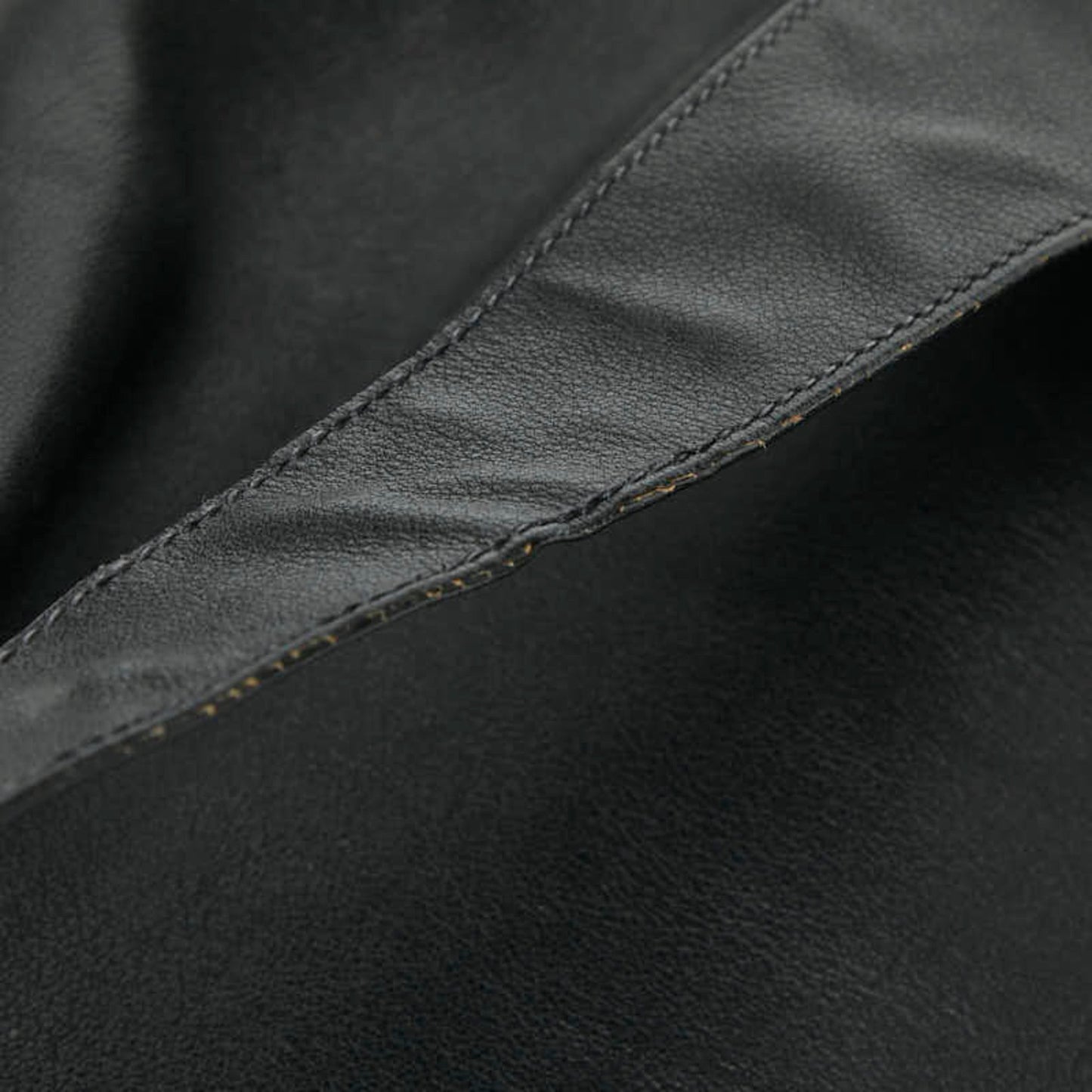Gucci Black Leather Shoulder Bag Sling Bag ( )