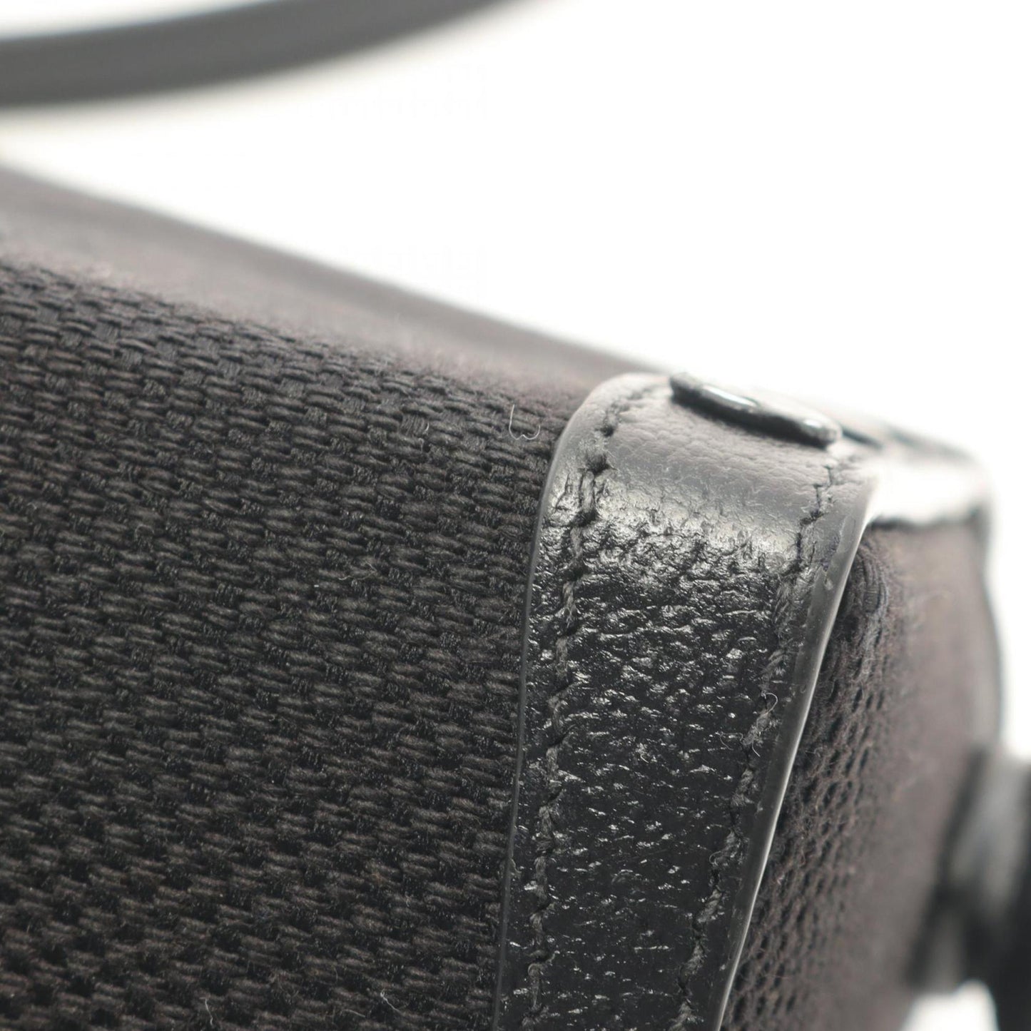 Gucci Black Canvas Leather Shoulder Bag ( )