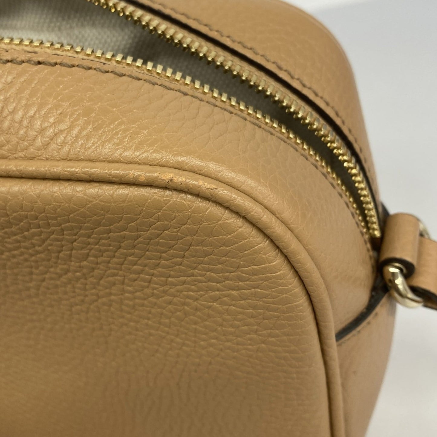 Gucci Beige Leather Shoulder Bag ( )