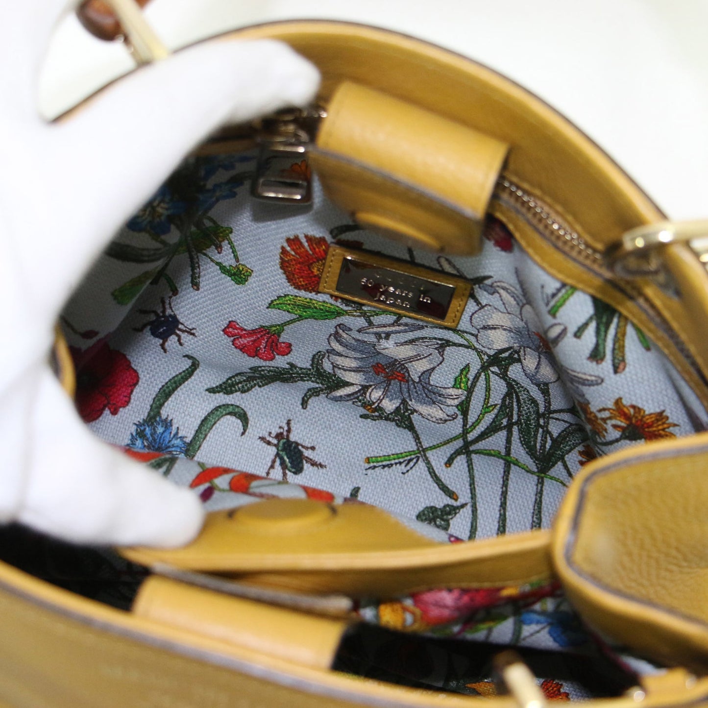 Gucci Mustard Leather Canvas Handbag Shoulder Bag ( )