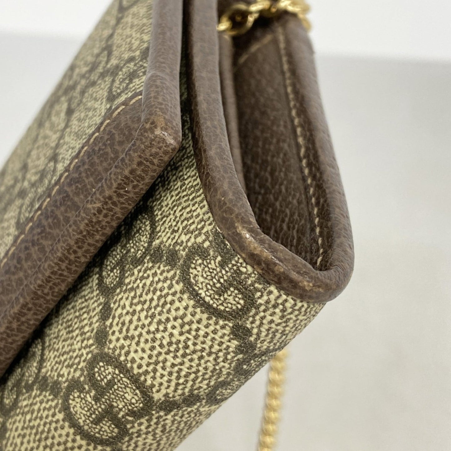 Gucci Brown Pvc Leather Chain/Shoulder Wallet ( )