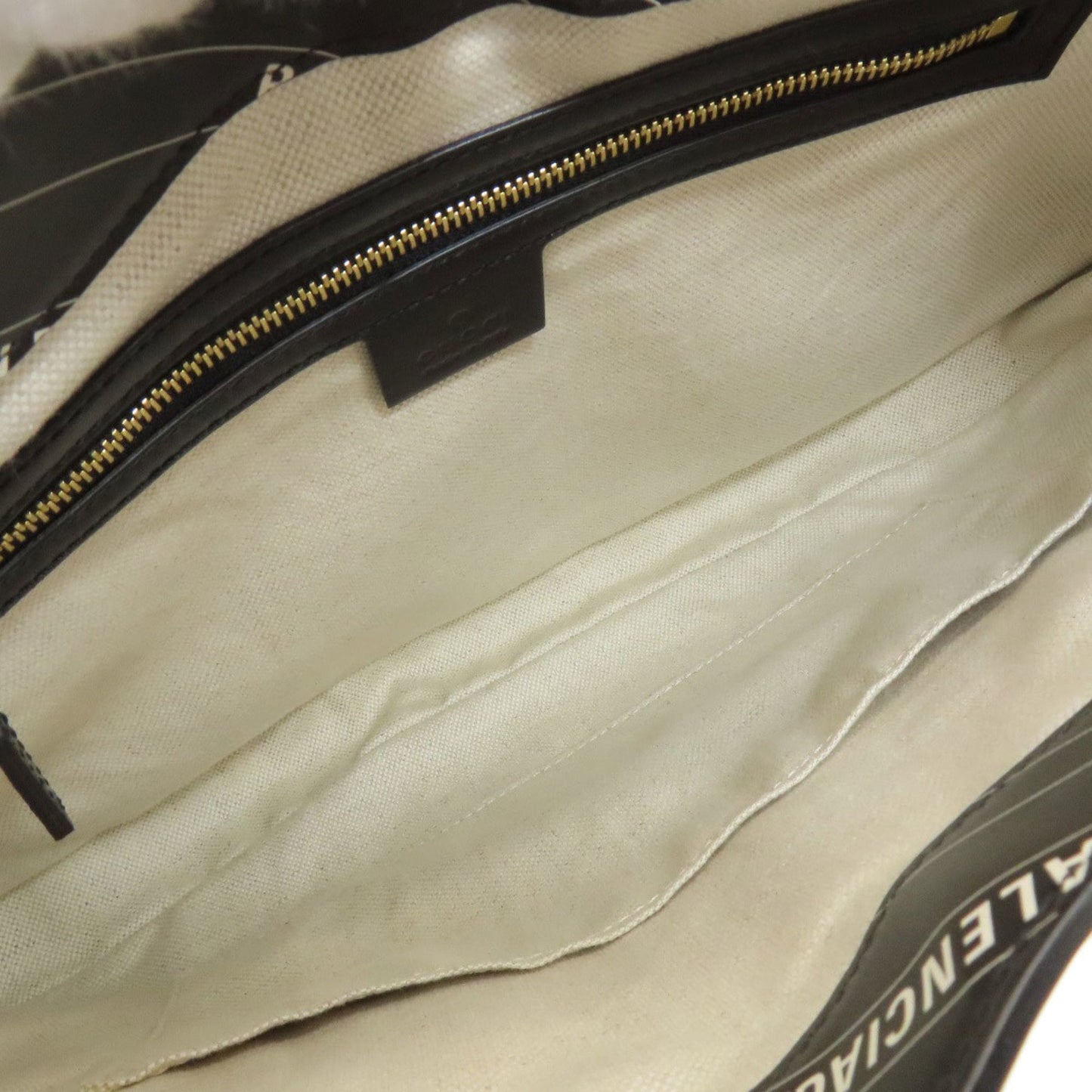 Gucci Black Leather Shoulder Bag ( )