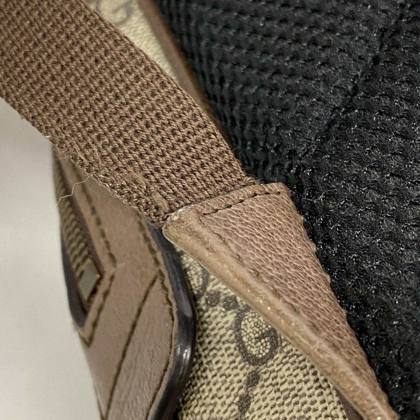 Gucci Brown Pvc Leather Backpack ( )