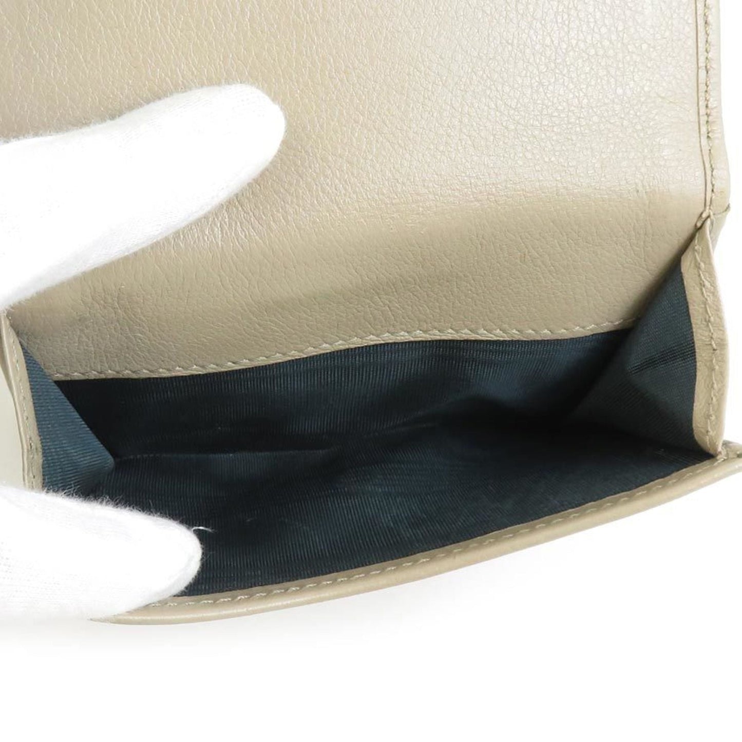 Gucci Beige Leather Wallet (Bi-Fold) ( )