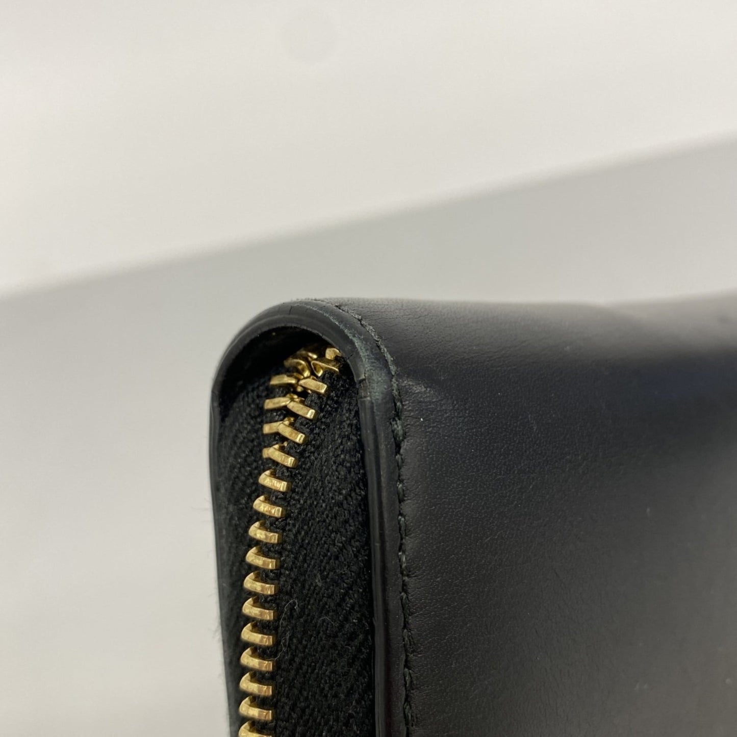 Gucci Black Leather Long Wallet (Bi-Fold) ( )