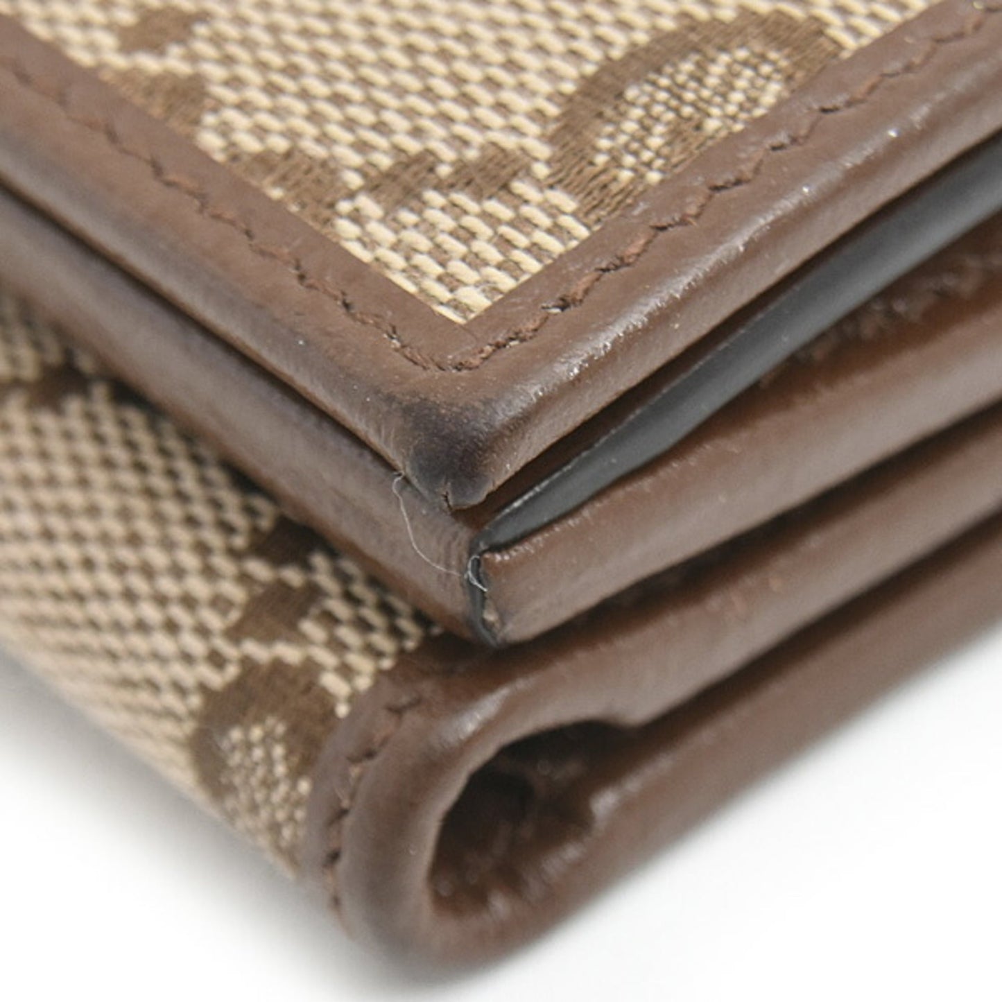 Gucci Beige Gg Canvas Wallet (Tri-Fold) ( )