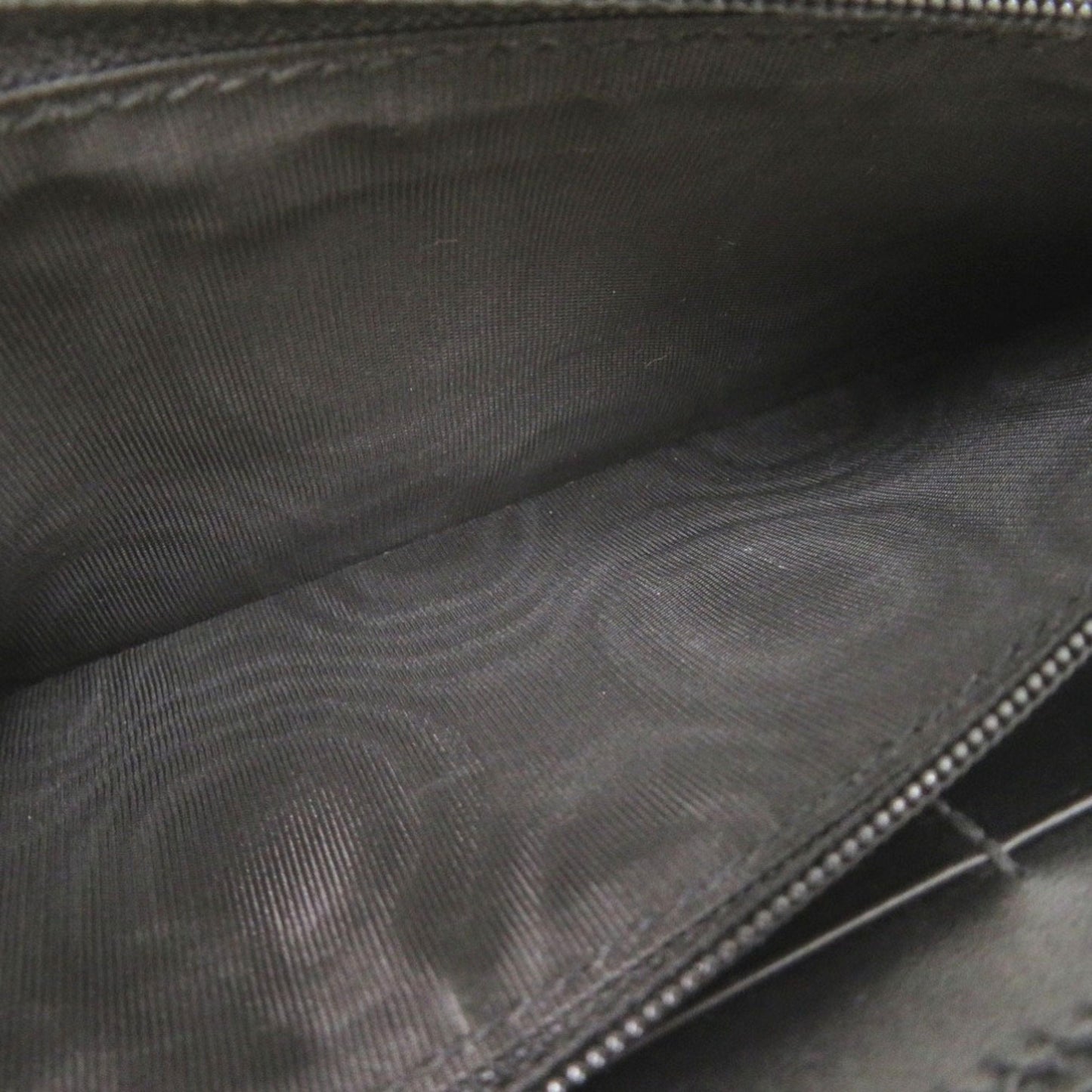Gucci Black Leather Long Wallet (Bi-Fold) ( )