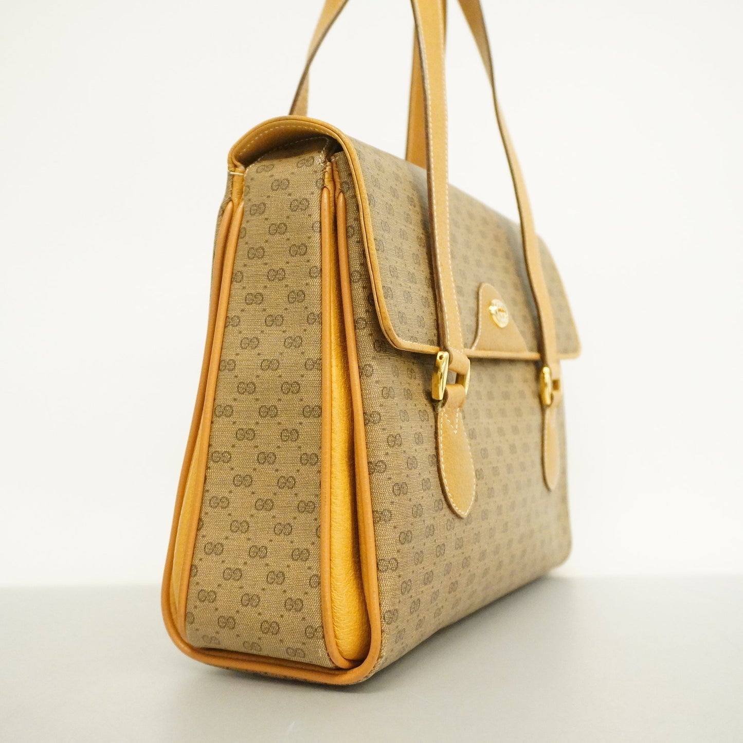 Gucci Leather Shoulder Bag