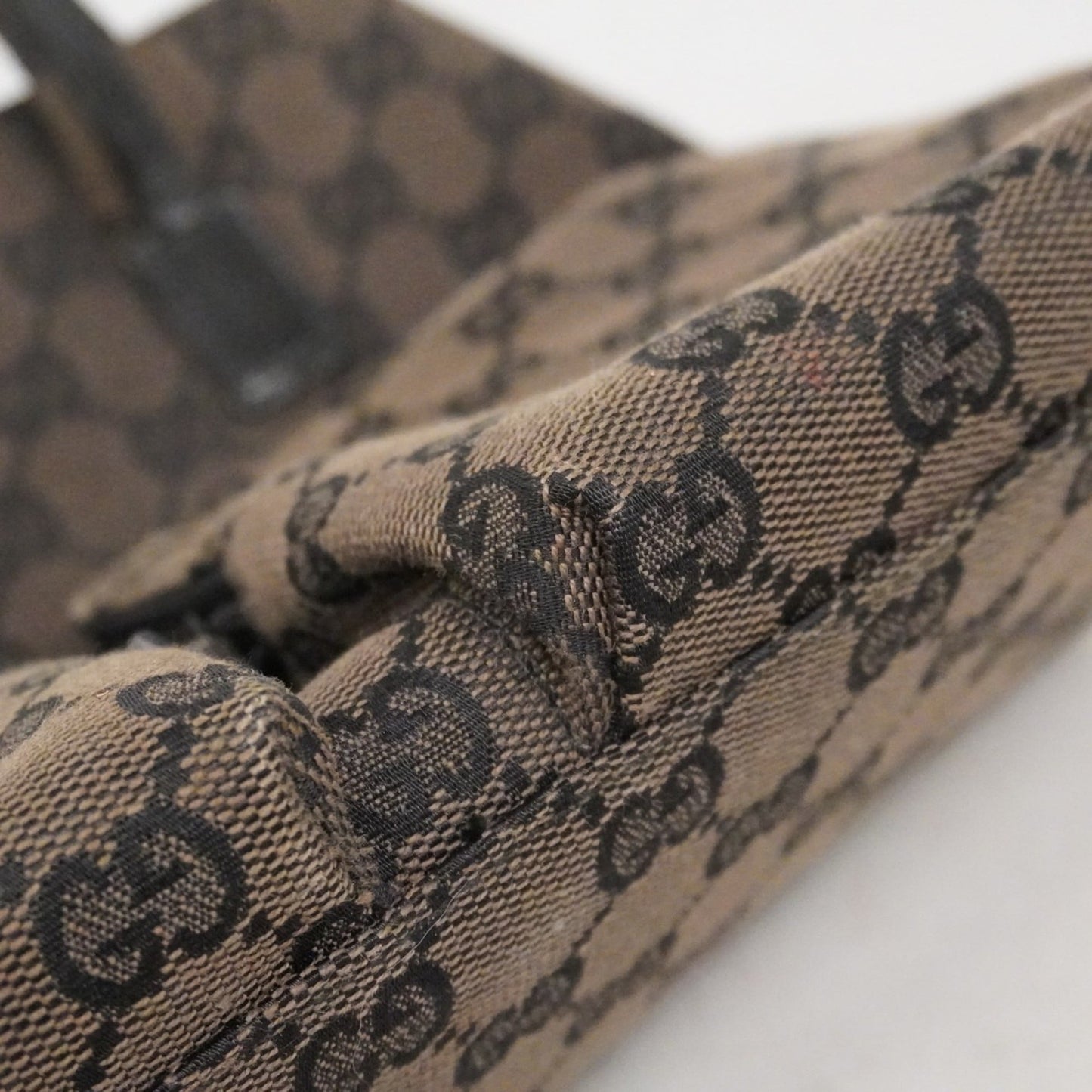 Gucci Black Brown Canvas Handbag ( )