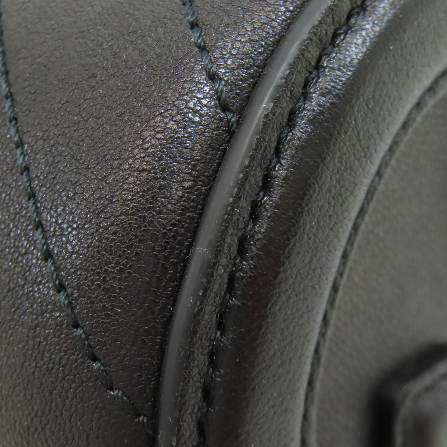 Gucci Black Leather Shoulder Bag ( )