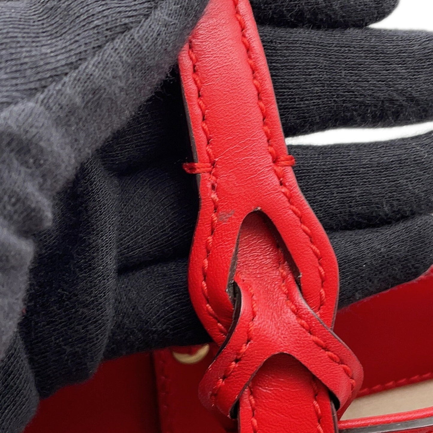 Gucci Red Color Leather Pouch Tote Bag ( )