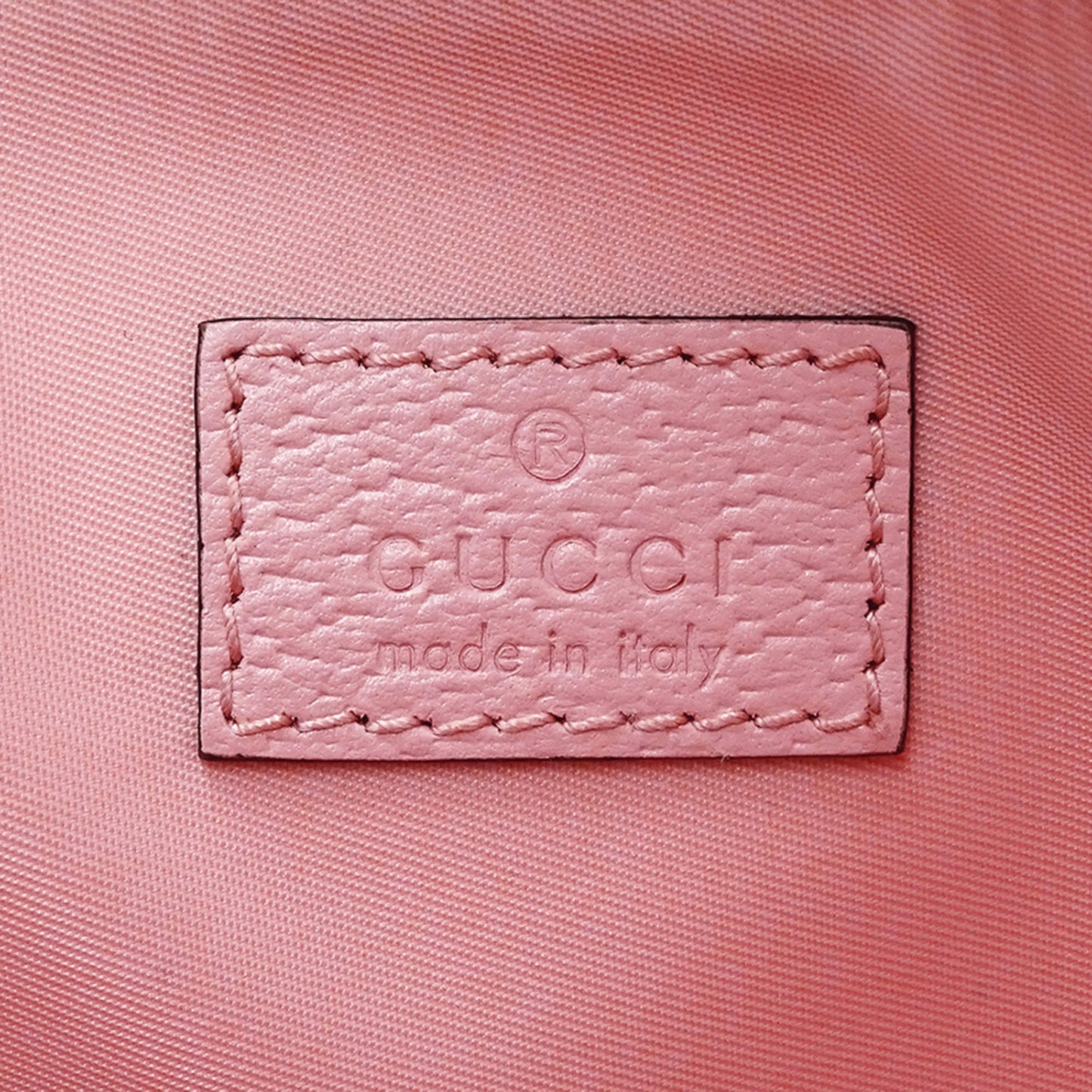 Gucci Pink Gg Supreme Pouch ( )