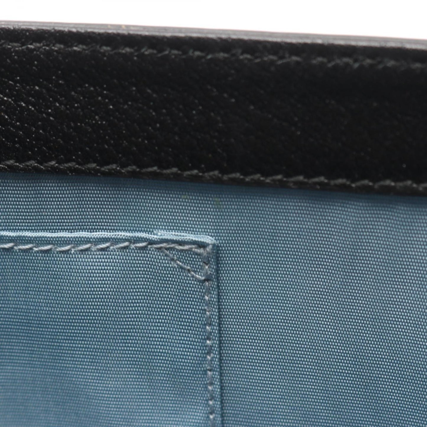 Gucci Black Gold Leather Shoulder Bag ( )