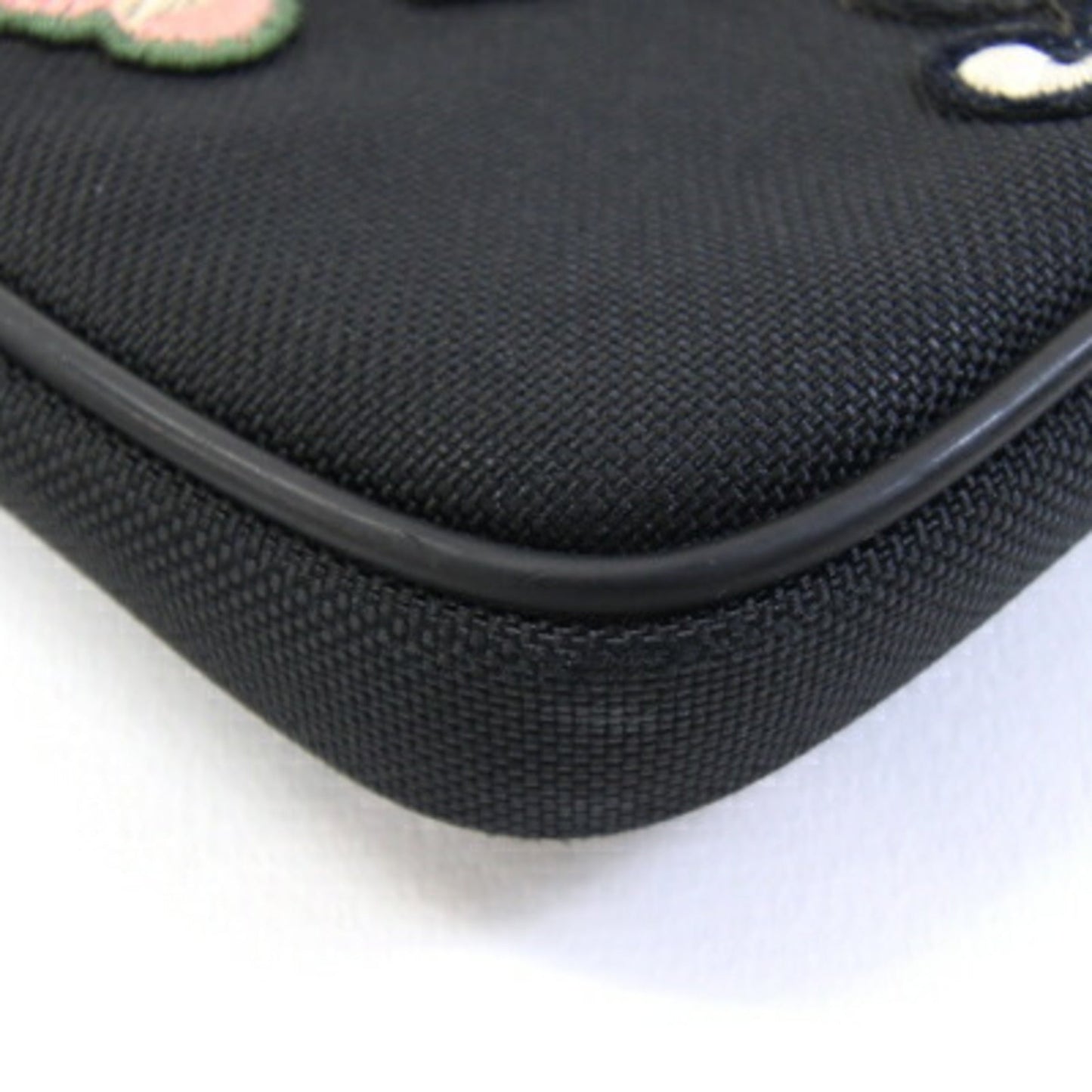 Gucci Black Nylon Canvas Leather Clutch Bag ( )