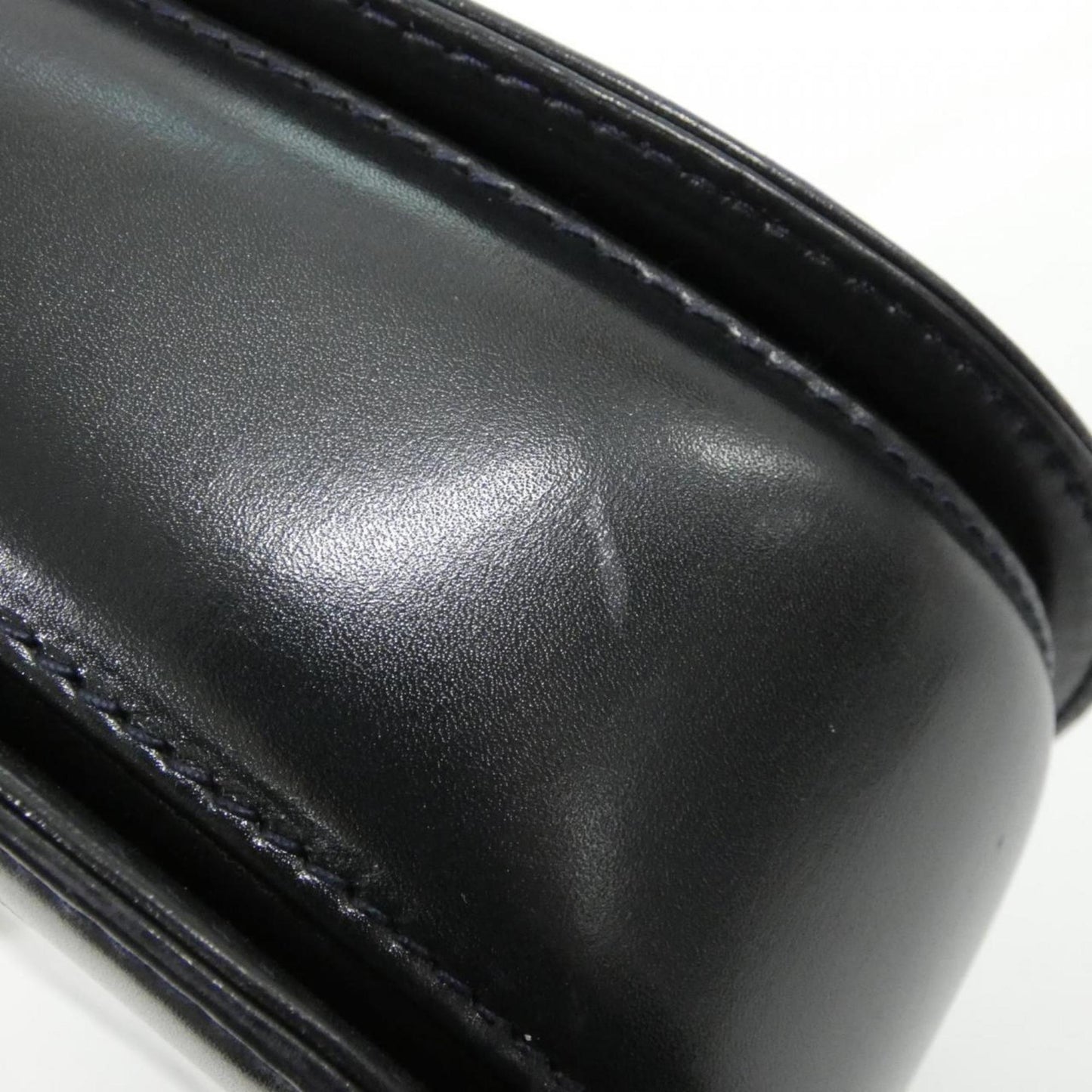 Gucci Navy Leather Handbag ( )