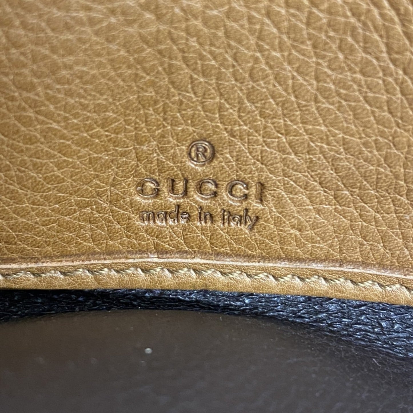 Gucci Brown Canvas Long Wallet (Bi-Fold) ( )