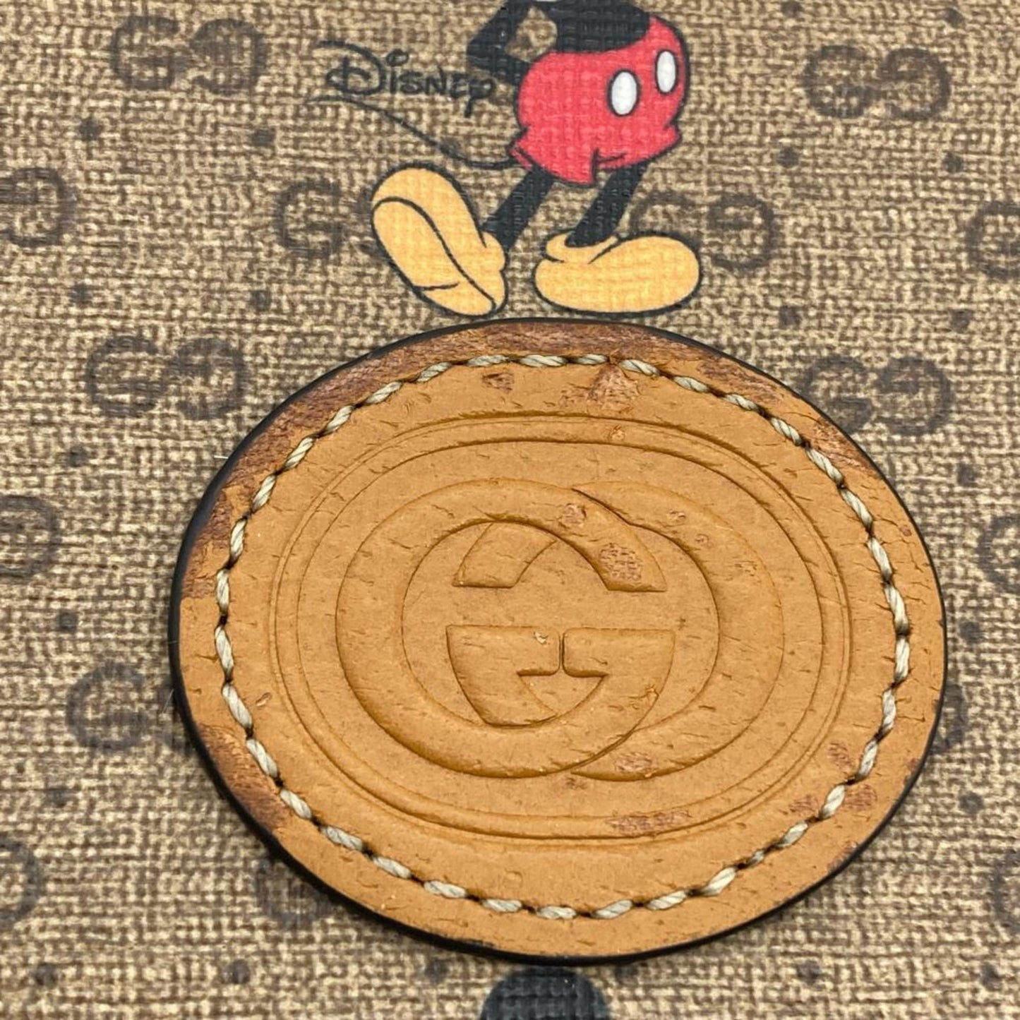 Gucci Brown Wallet (Bi-Fold) ( )