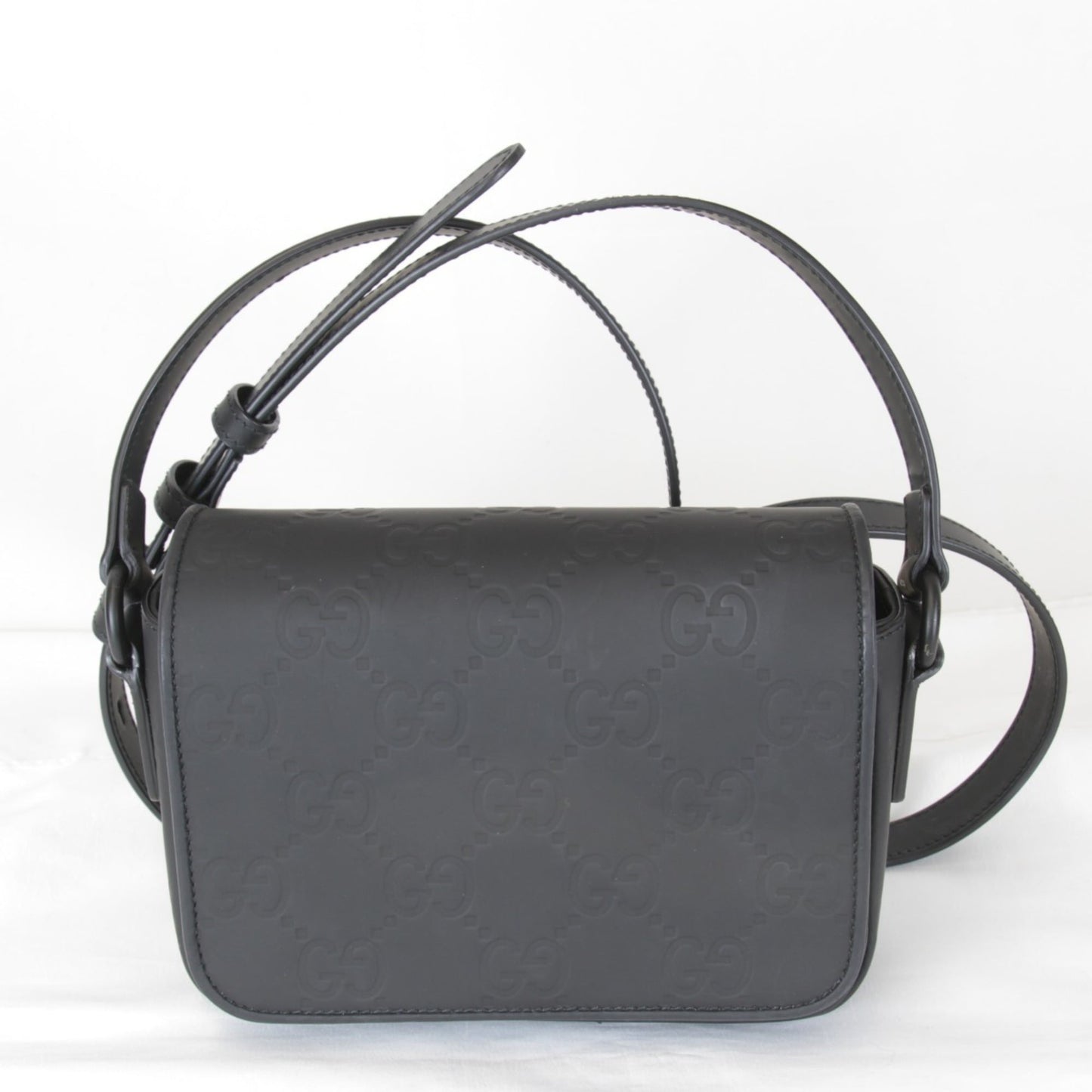 Gucci Black Rubber Shoulder Bag ( )