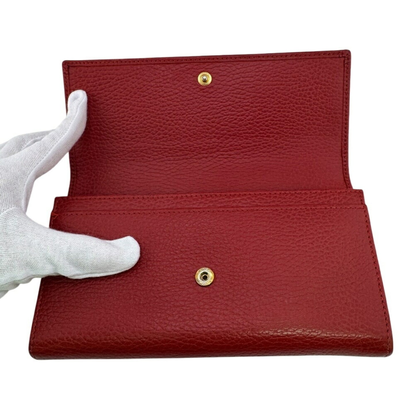 Gucci Red Color Leather Long Wallet (Bi-Fold) ( )