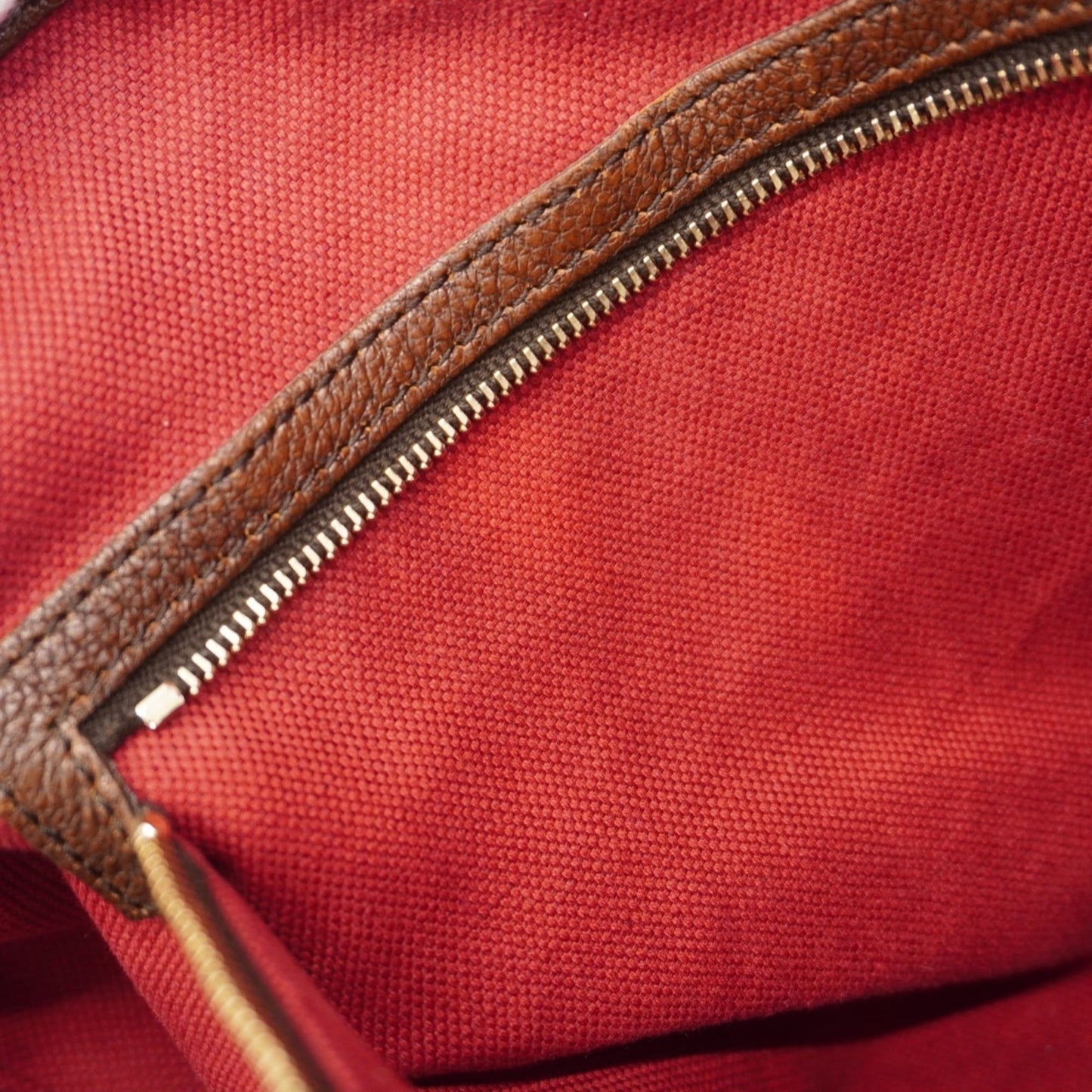 Gucci Brown Canvas Handbag ( )