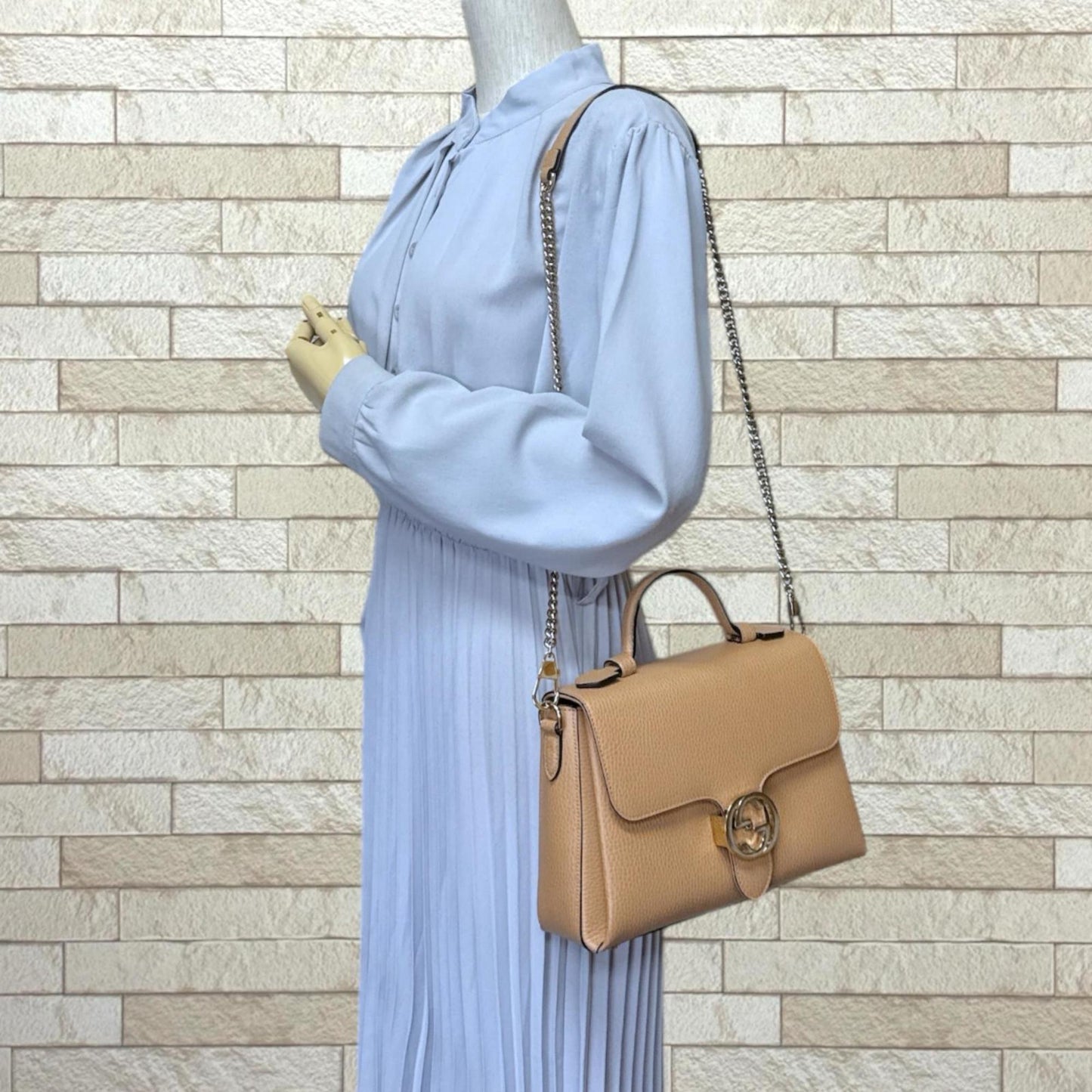 Gucci Beige Leather Shoulder Bag ( )