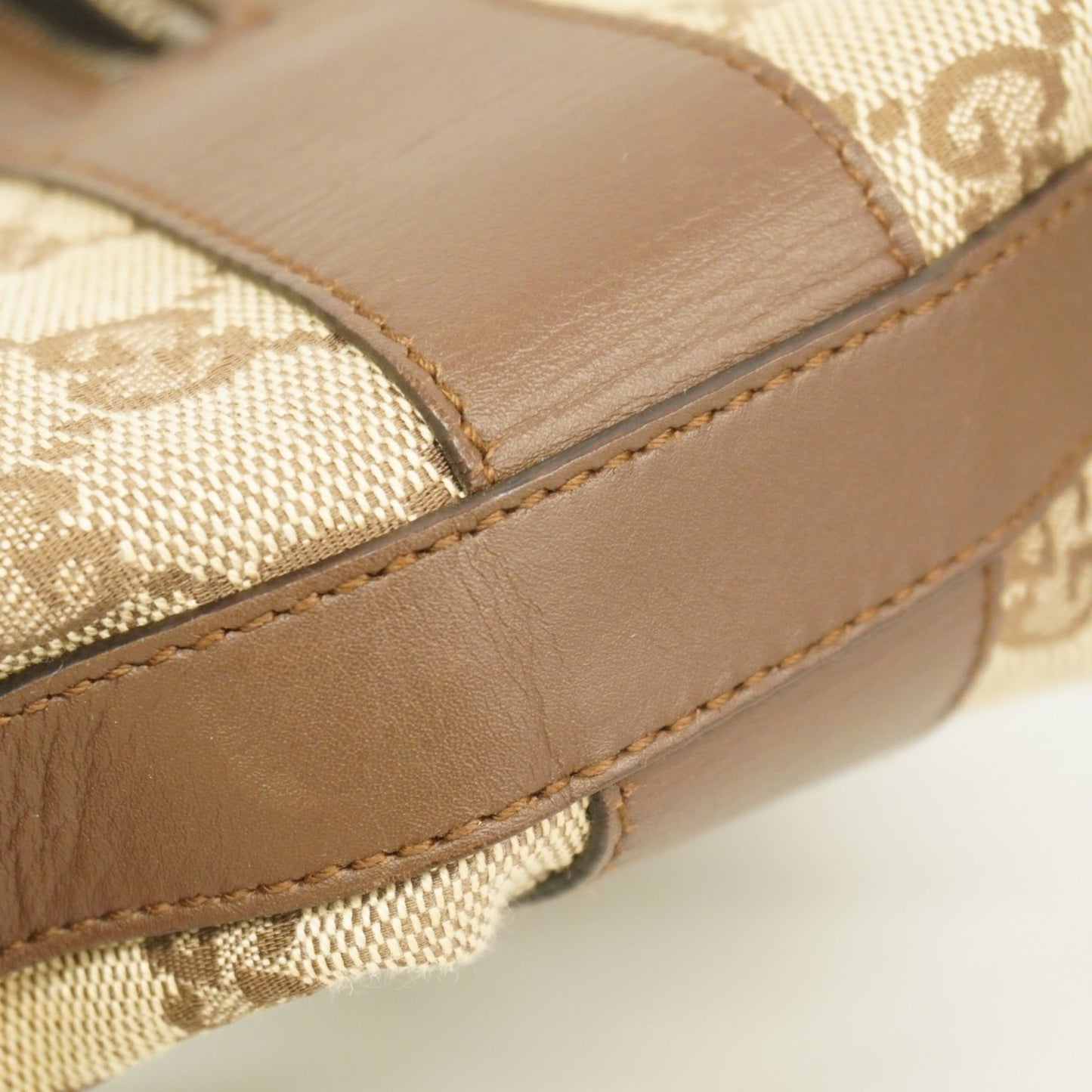 Gucci Brown Canvas Shoulder Bag ( )