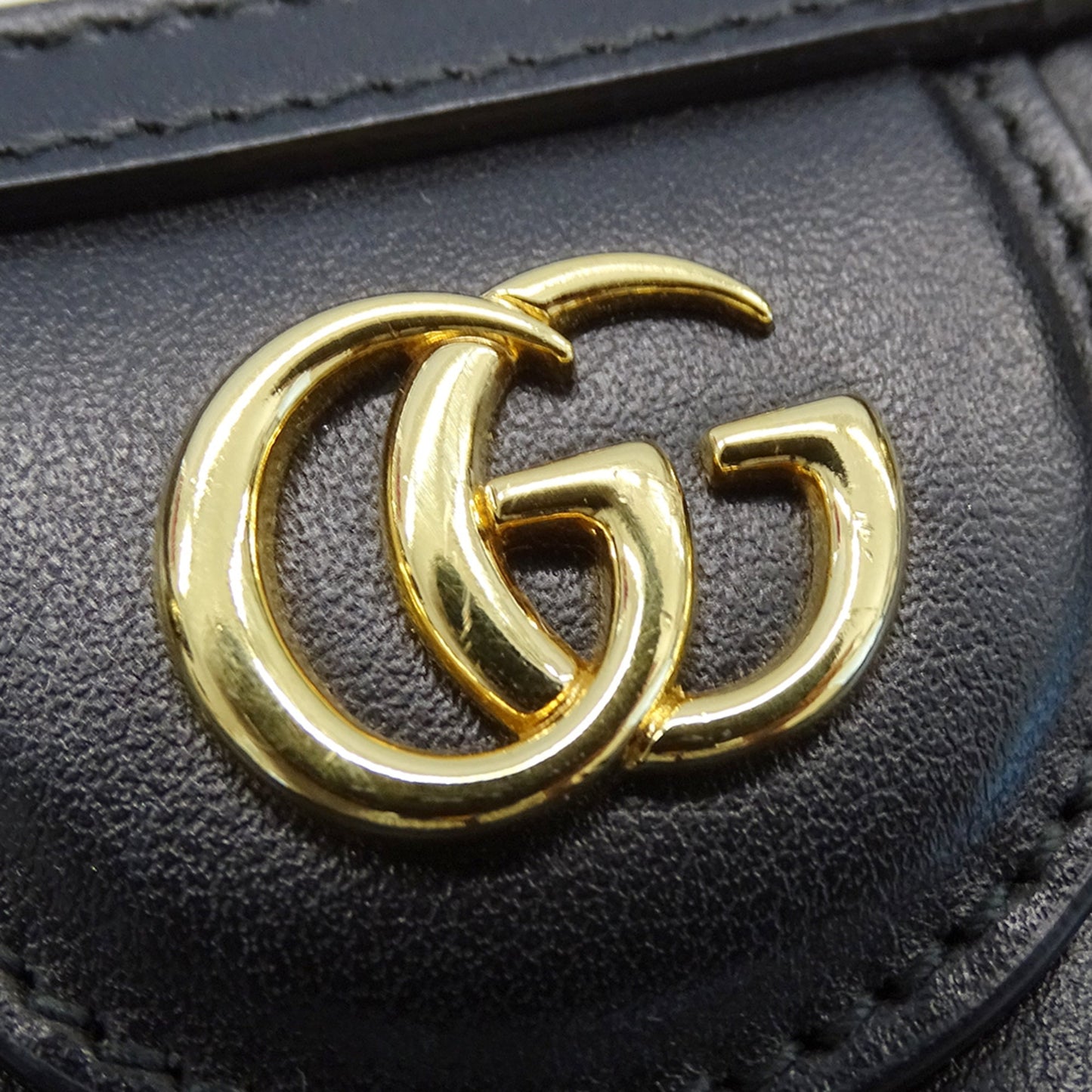 Gucci Black Leather Handbag Shoulder Bag ( )