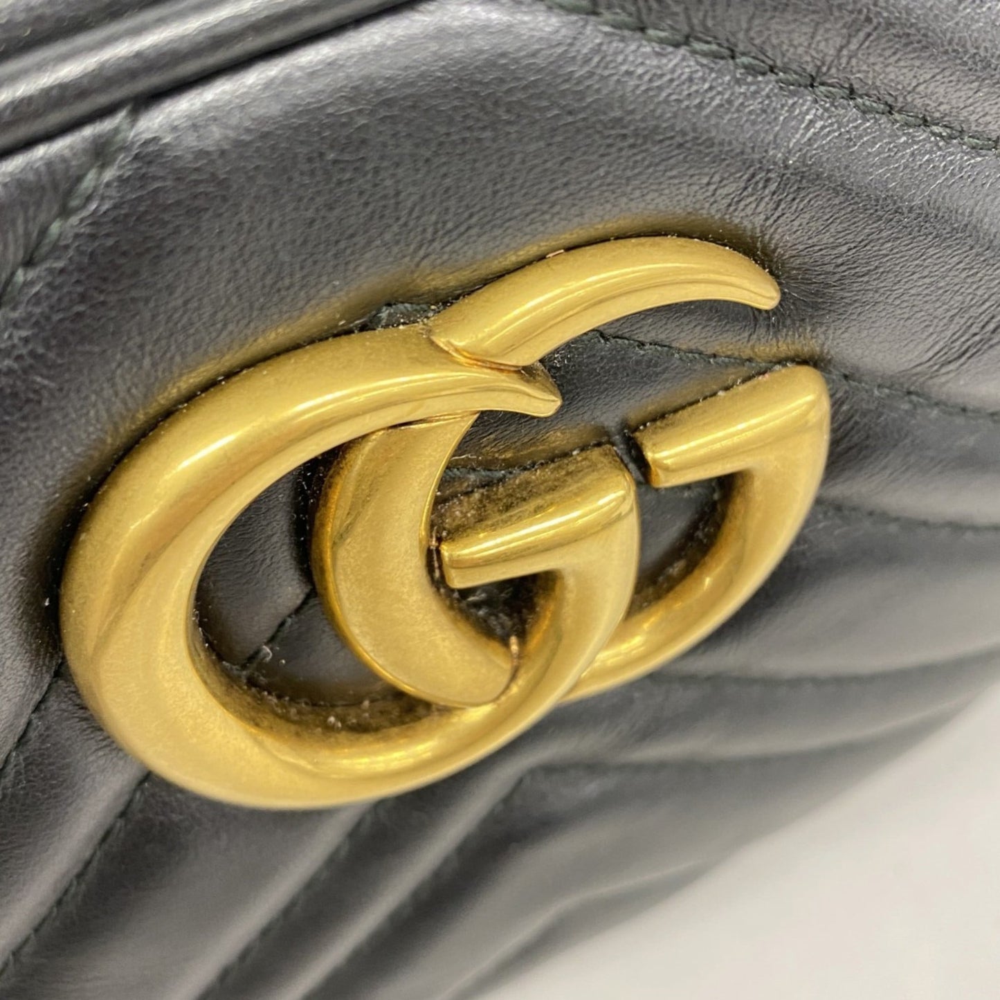 Gucci Black Leather Shoulder Bag ( )