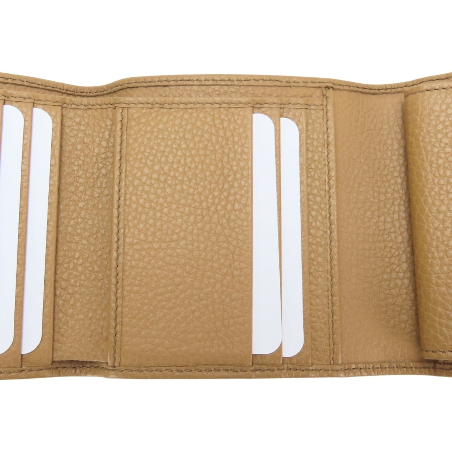Gucci Beige Leather Wallet (Tri-Fold) ( )