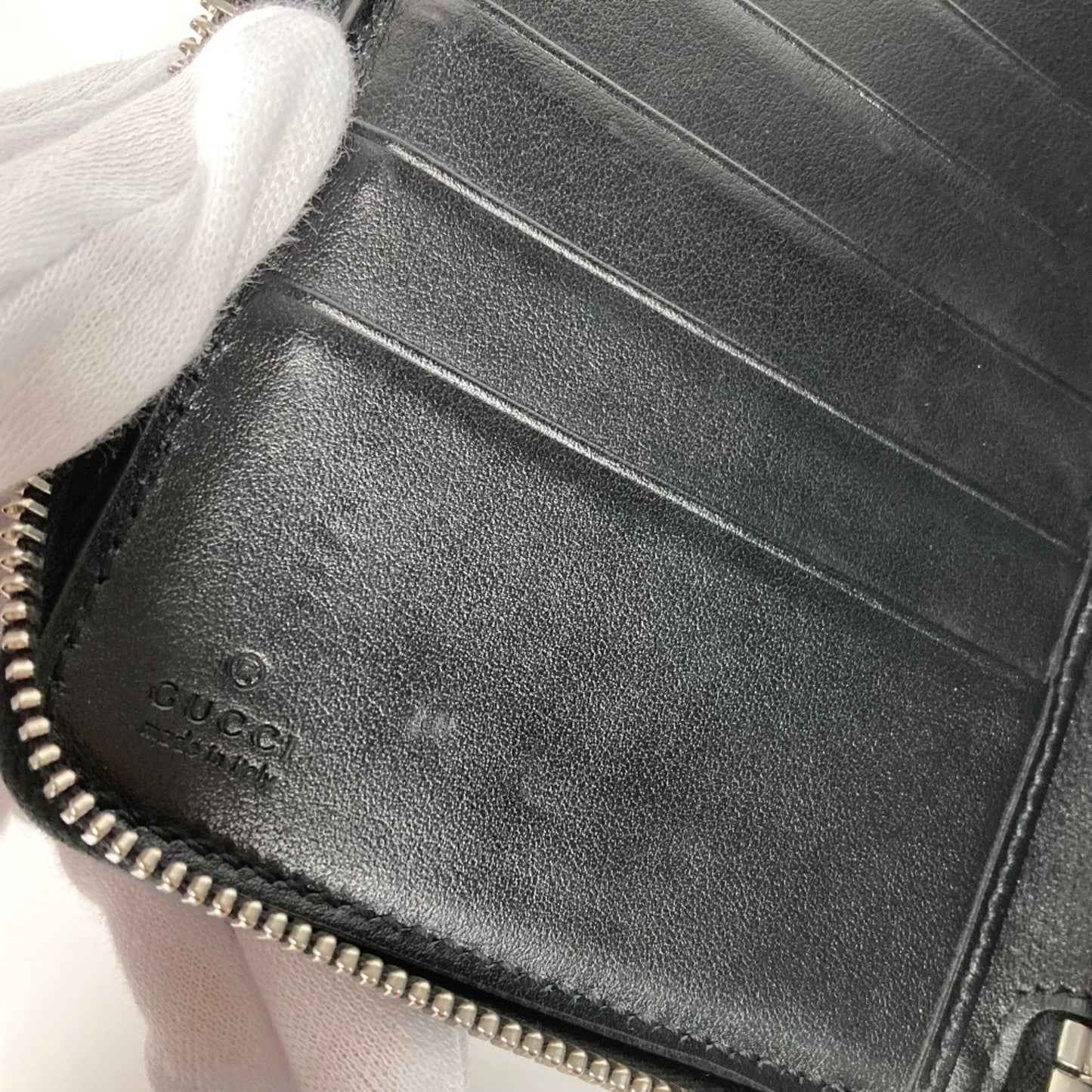 Gucci Black Leather Long Wallet (Bi-Fold) ( )