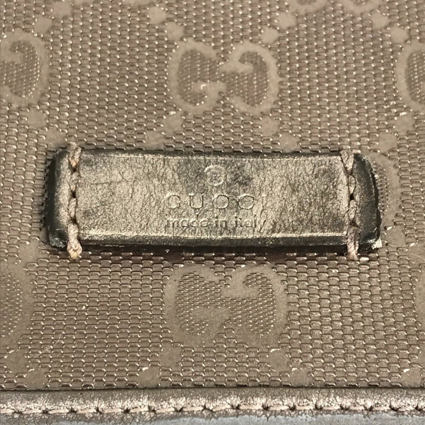 Gucci Metallic Gg ImprimÃ© Leather Messenger Bag Shoulder Bag ( )