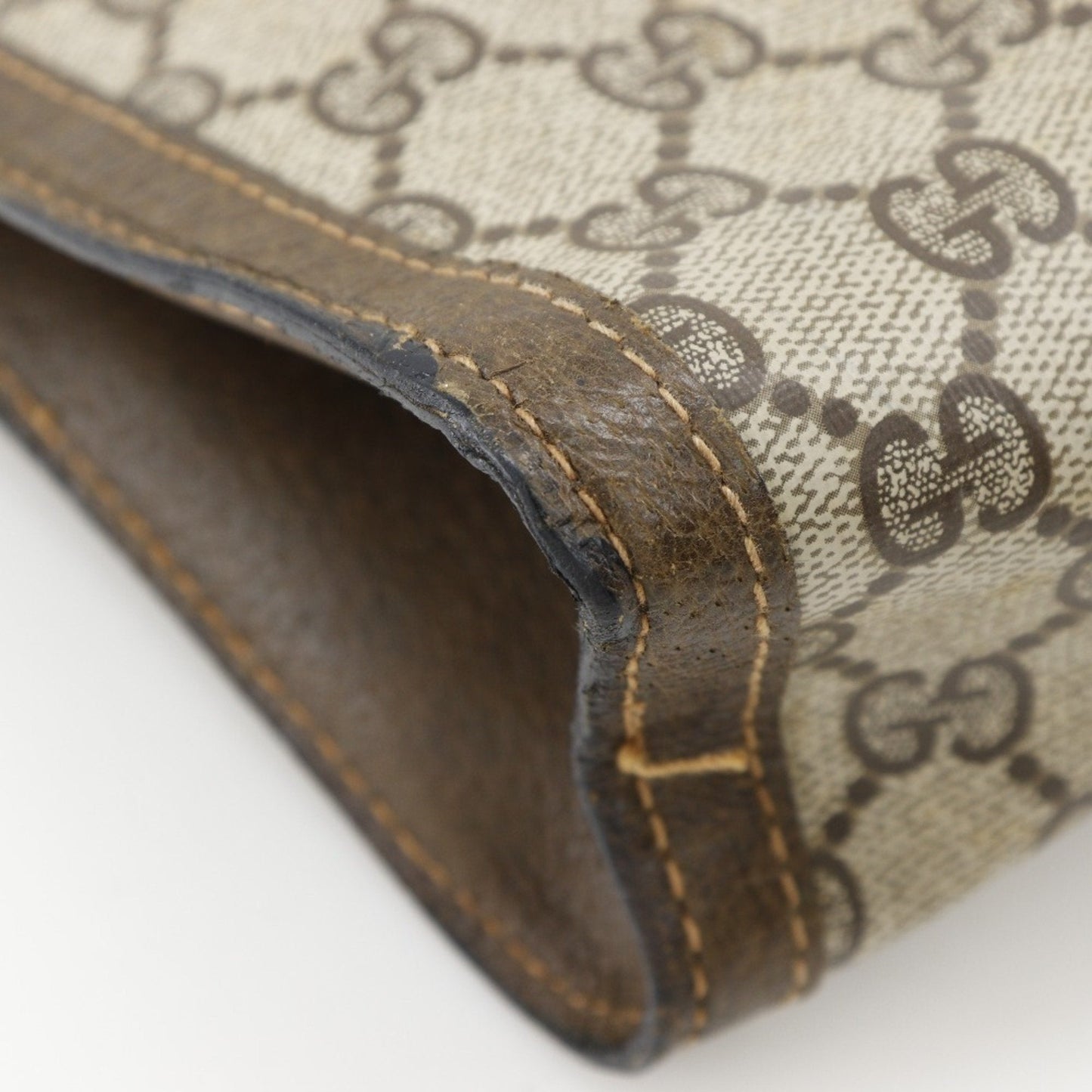 Gucci Brown Gg Plus Leather Clutch Bag Pouch ( )