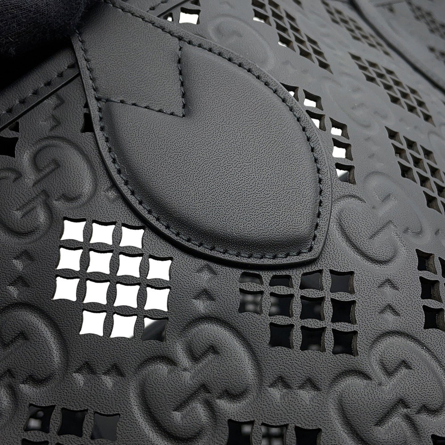 Gucci Black Gg Leather Tote Bag ( )