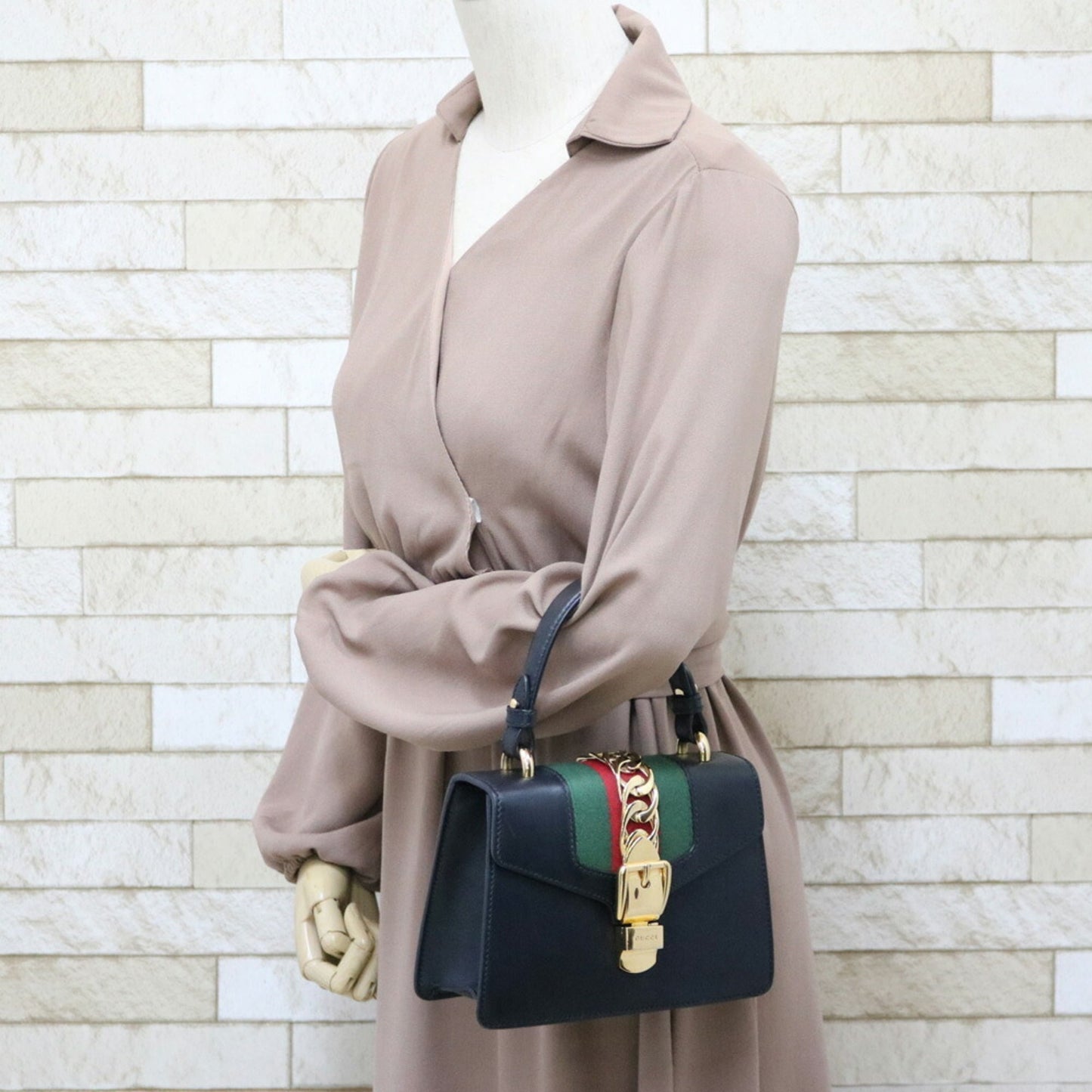 Gucci Sylvie Black Leather Shoulder Bag Style 2
