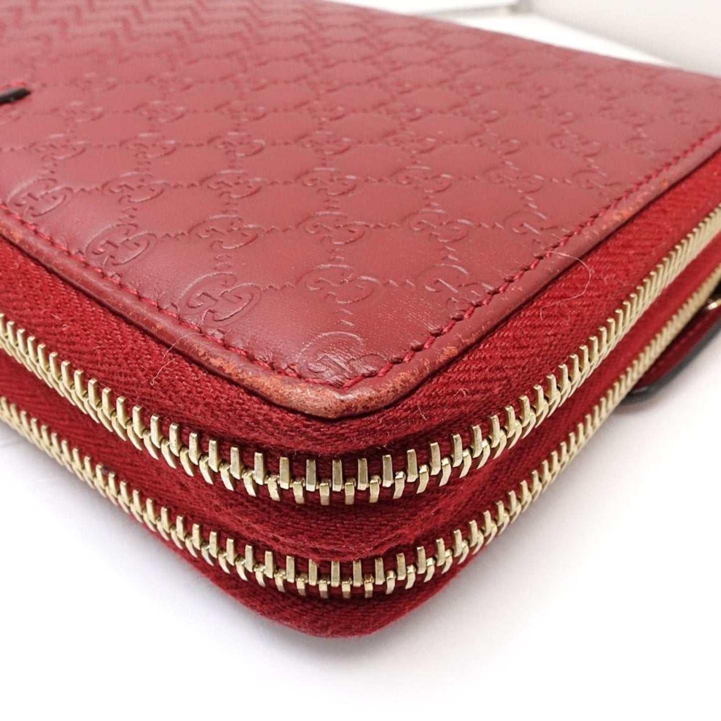 Gucci Red Color Leather Long Wallet (Bi-Fold) ( )