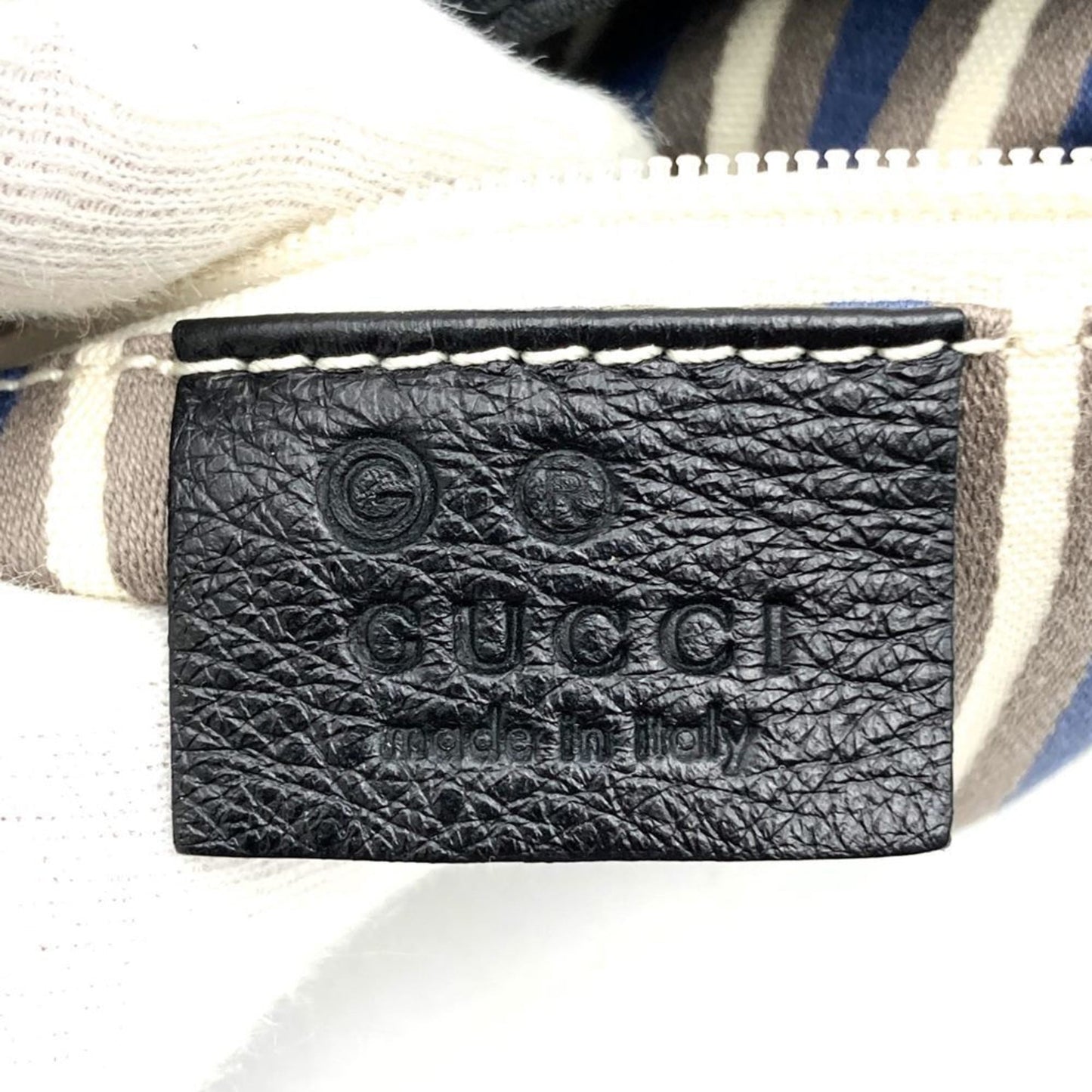 Gucci Black Nylon Leather Shoulder Bag ( )
