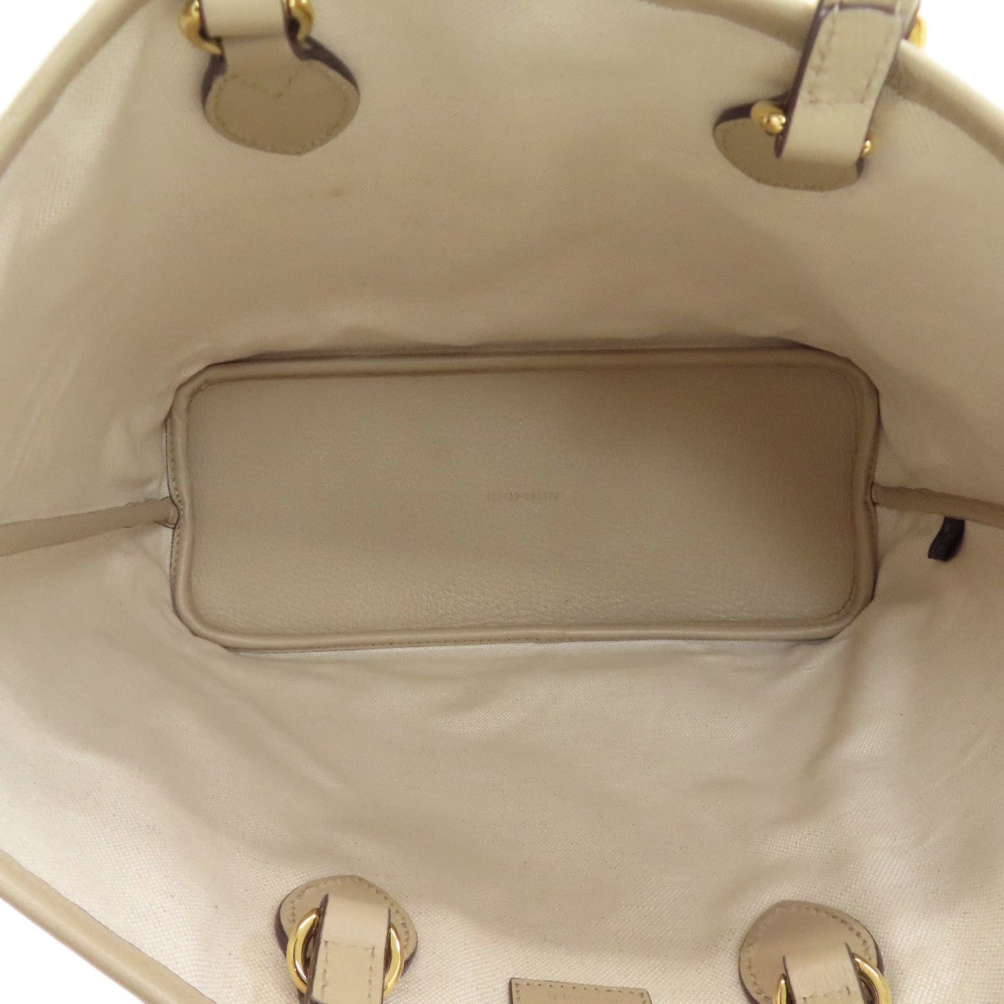 Gucci Beige Gg Supreme Handbag ( )