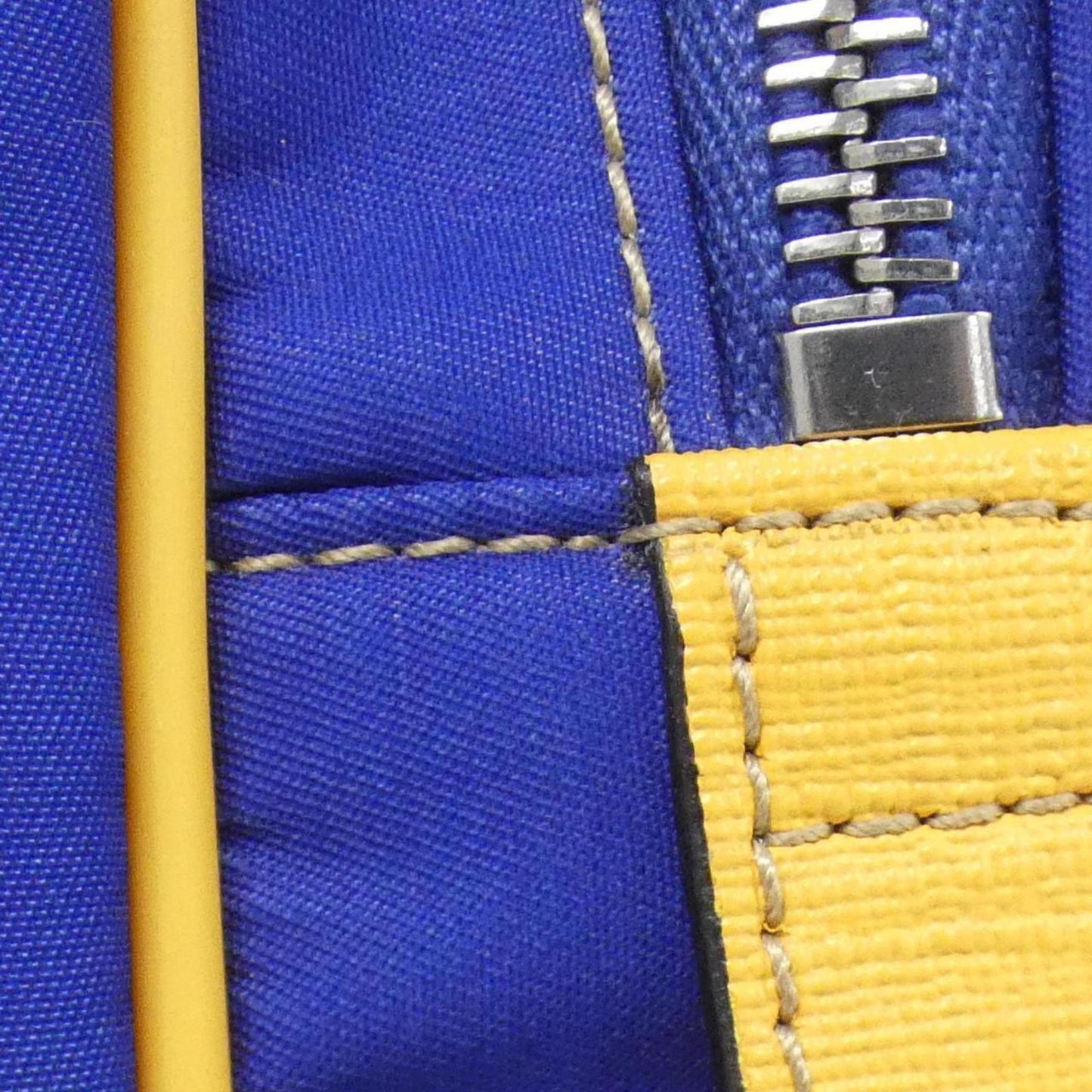 Gucci Blue Nylon Backpack ( )