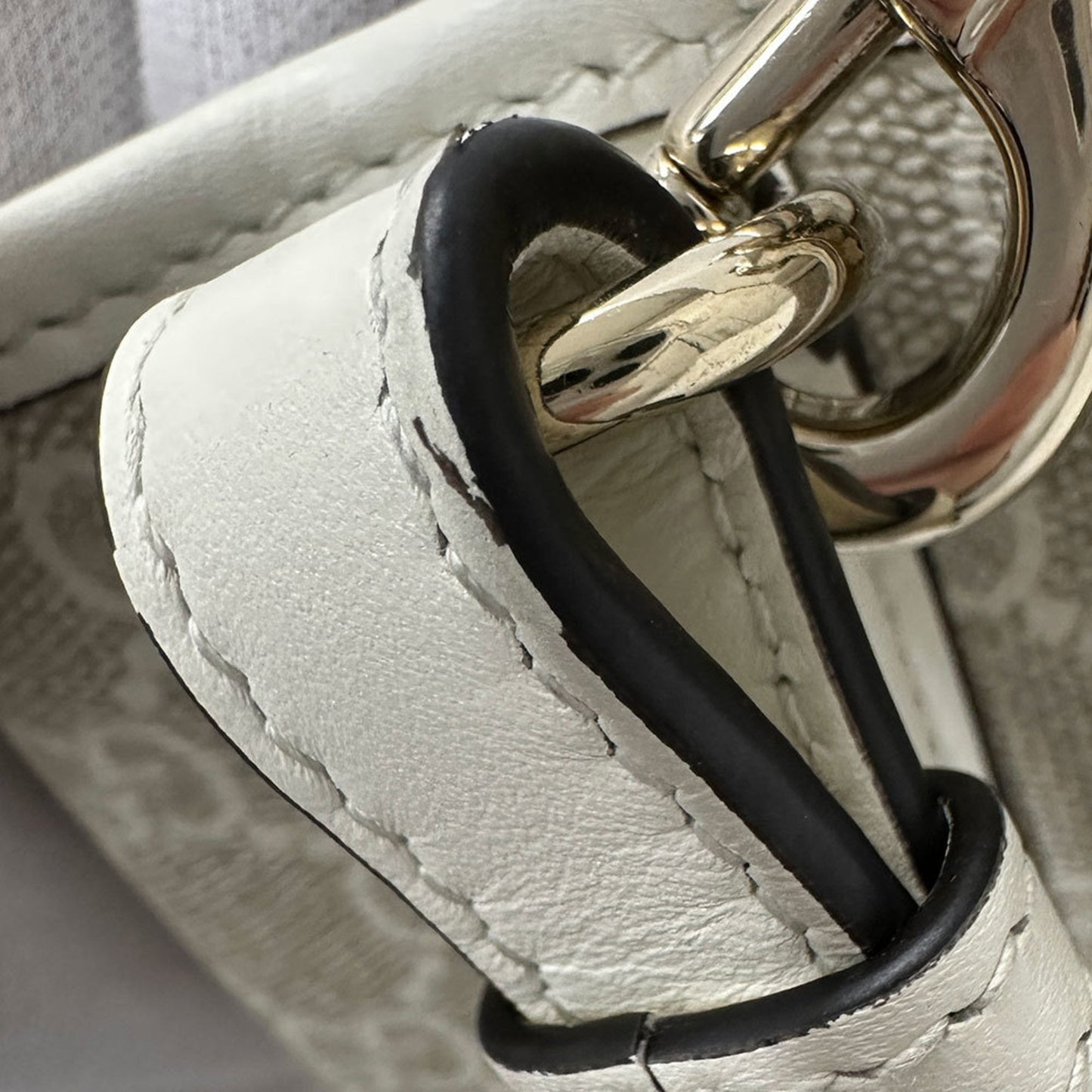 Gucci White Leather Handbag Shoulder Bag ( )