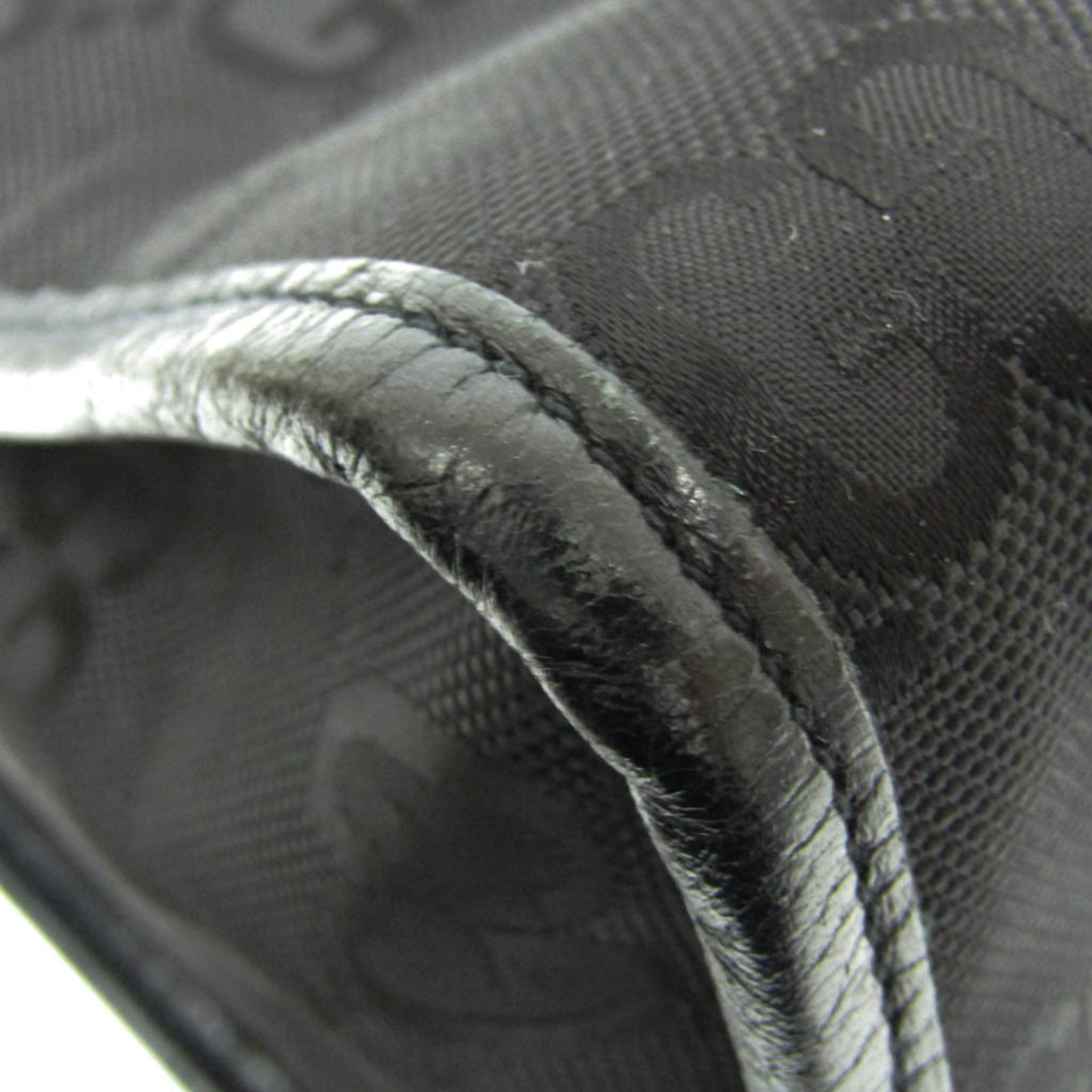 Gucci Black Nylon Canvas Leather Handbag Shoulder Bag ( )