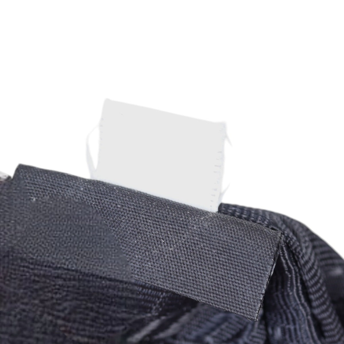 Prada Re-Edition 2005 Tessuto Shoulder Bag