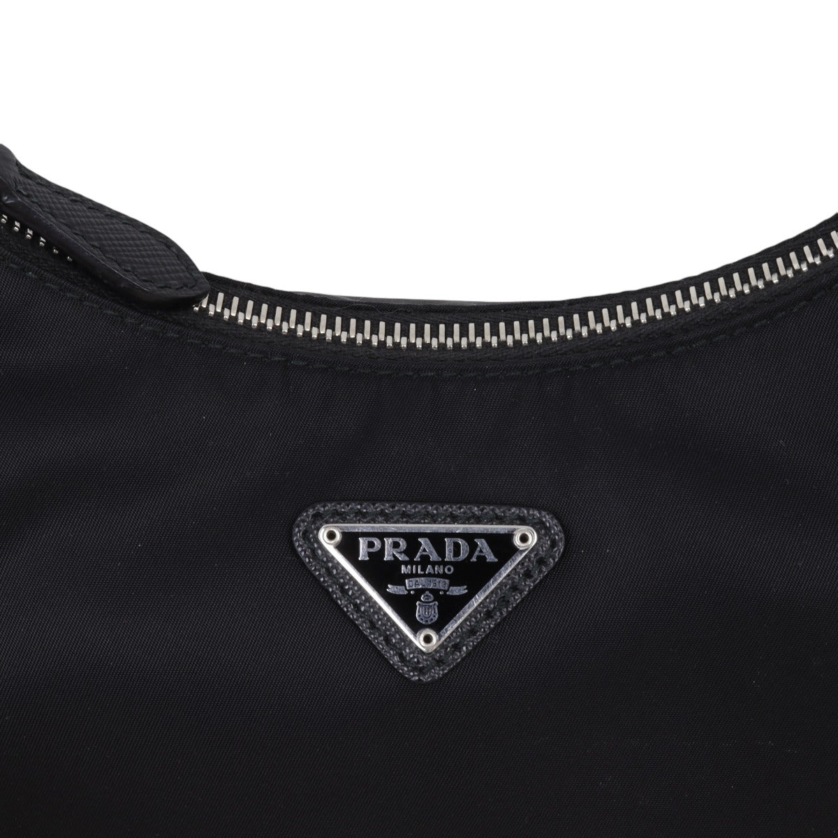 Prada Re-Edition 2005 Tessuto Shoulder Bag