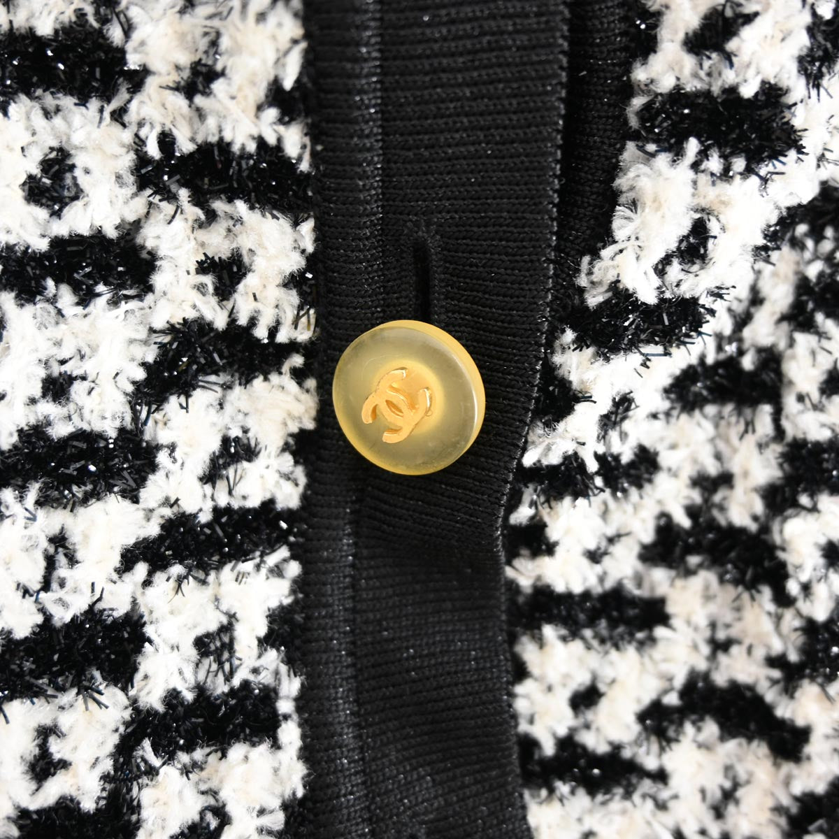 Chanel Shoulder Bag - Ewore Bags