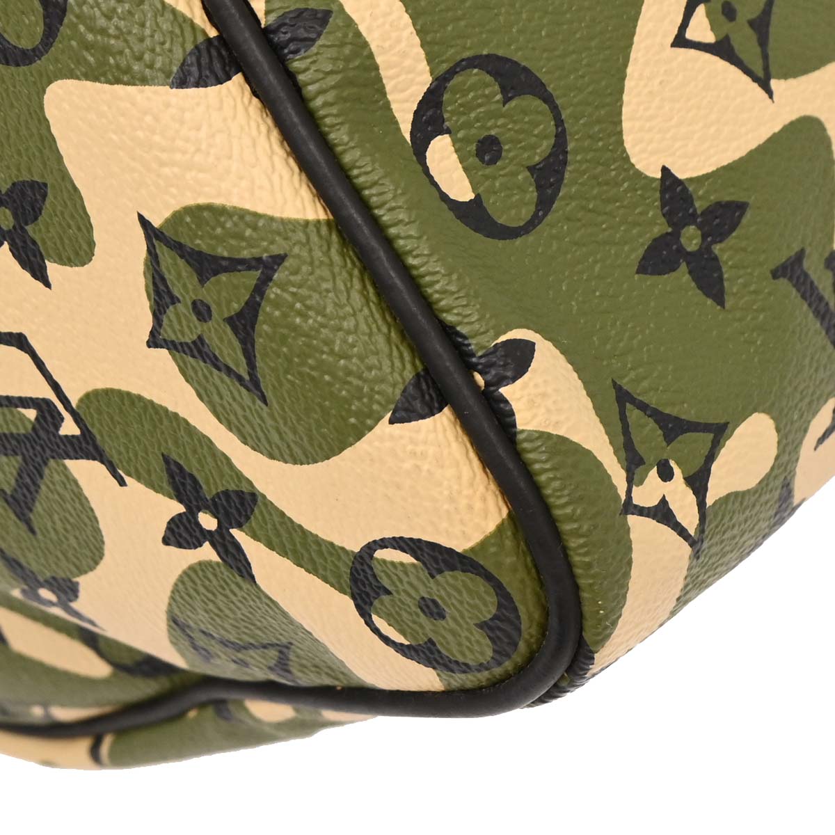 Louis Vuitton 2008 Monogramouflage 35 Handbag M95773
