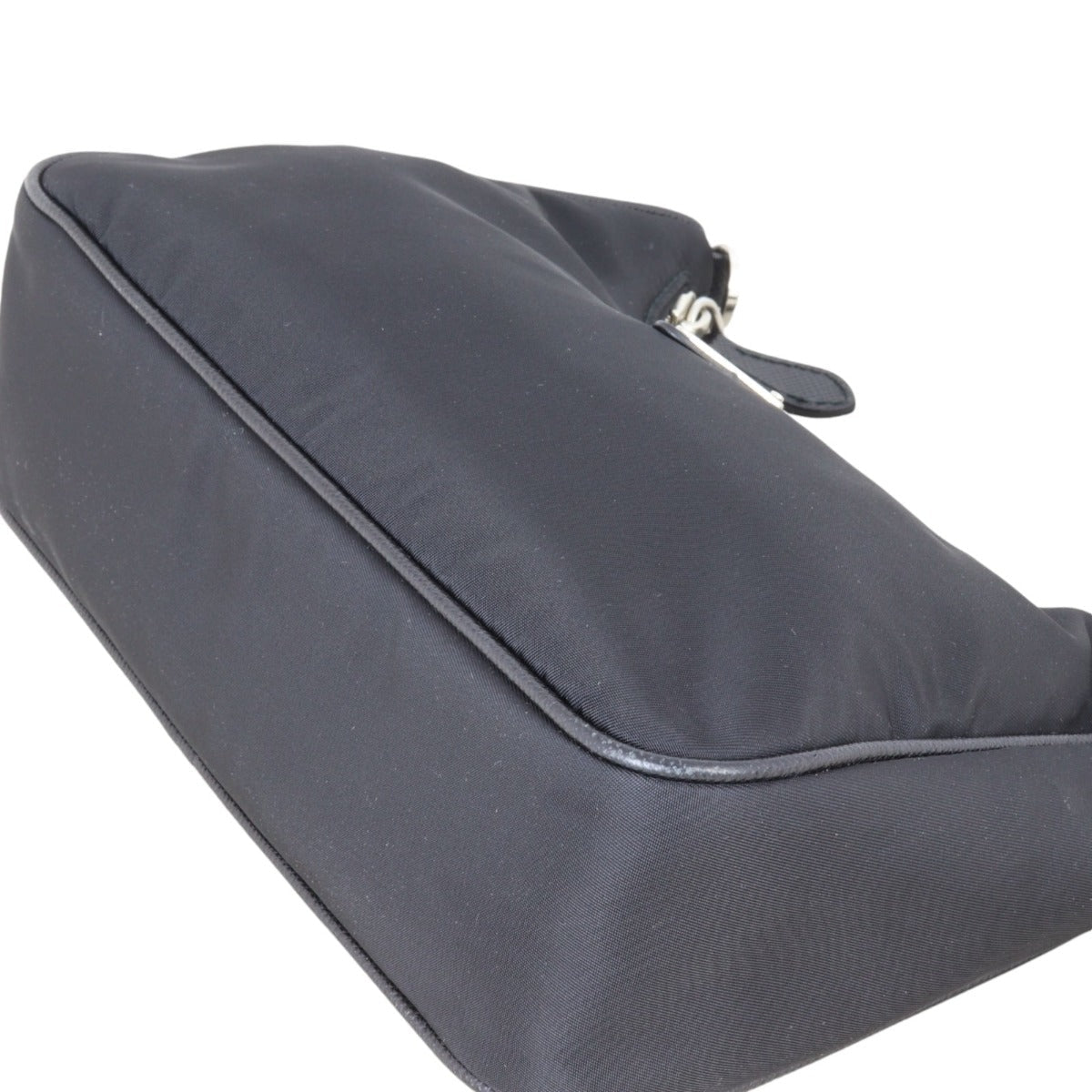 Prada Re-Edition 2005 Tessuto Shoulder Bag