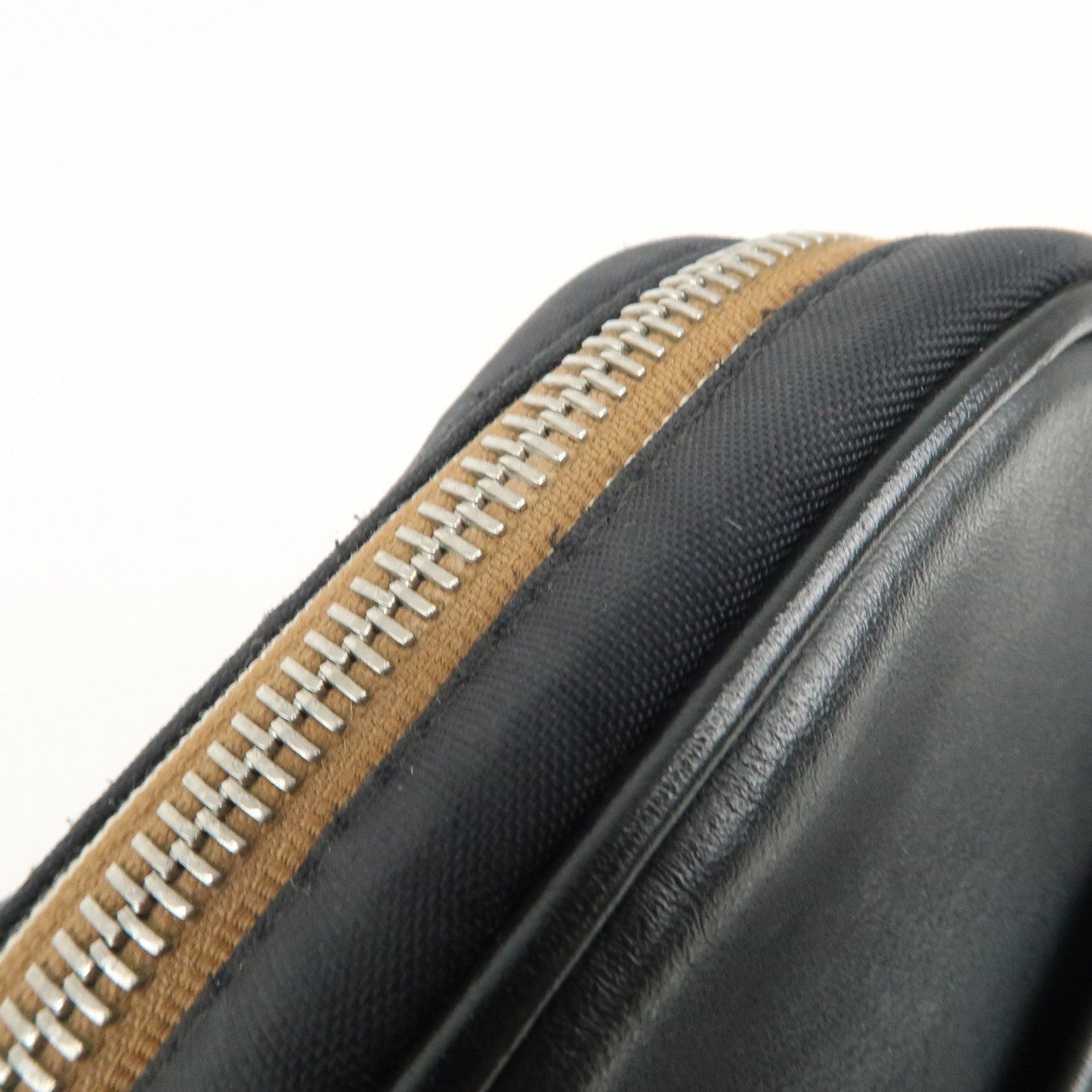 FENDI Pequin Nylon Leather Shoulder Bag Black 7VA456