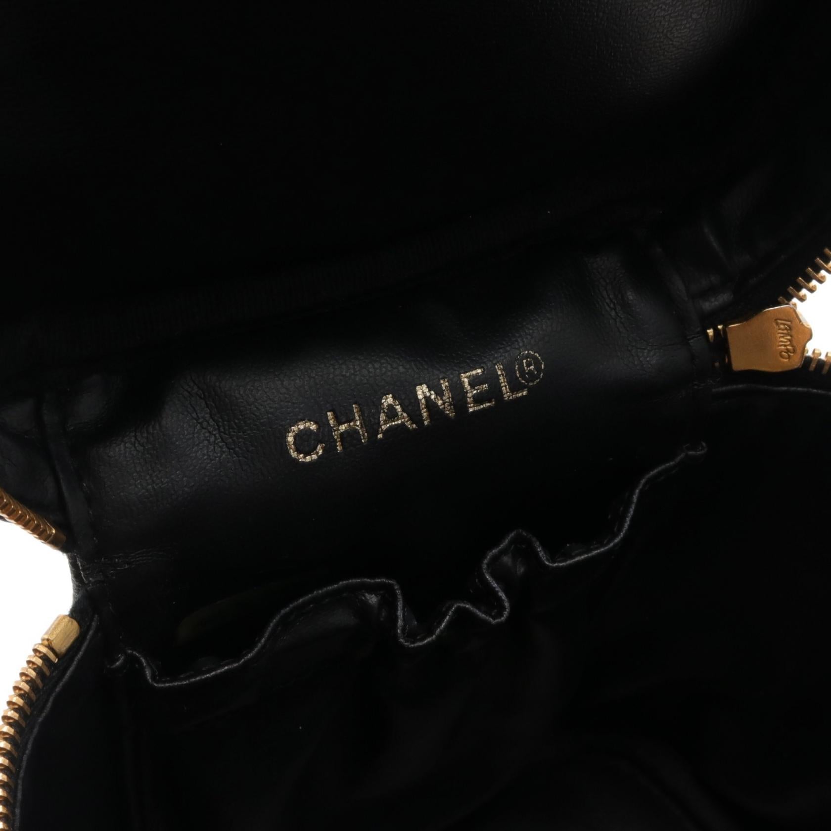 Chanel 40 Handbag - EworeBags
