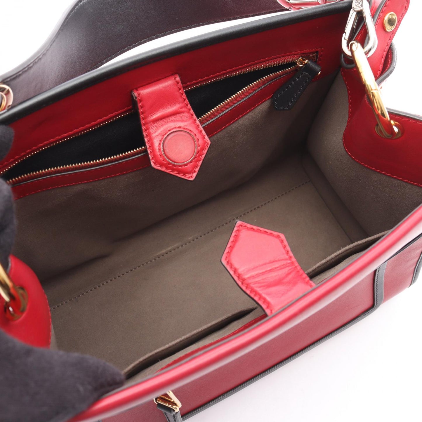 Fendi Peekaboo Handbag - Ewore Bags